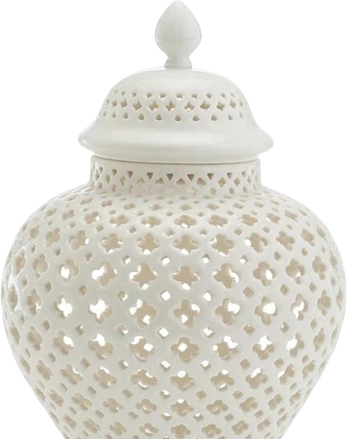 SLGHLSAHG Traditional Pierced Ginger Jar with Lid, Carved Lattice Decorative Temple Jar Ceramic Ginger Jars for Home Decor , white A28769