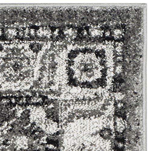 Vintage Hamadan VTH214 Power Loomed Indoor Accent Rug - Grey/Black - 2'7"x5' - Safavieh