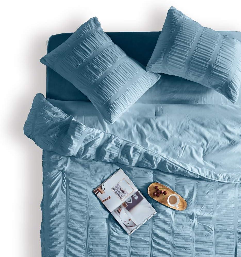 Cameo Blue King Microfiber Seersucker Duvet Set