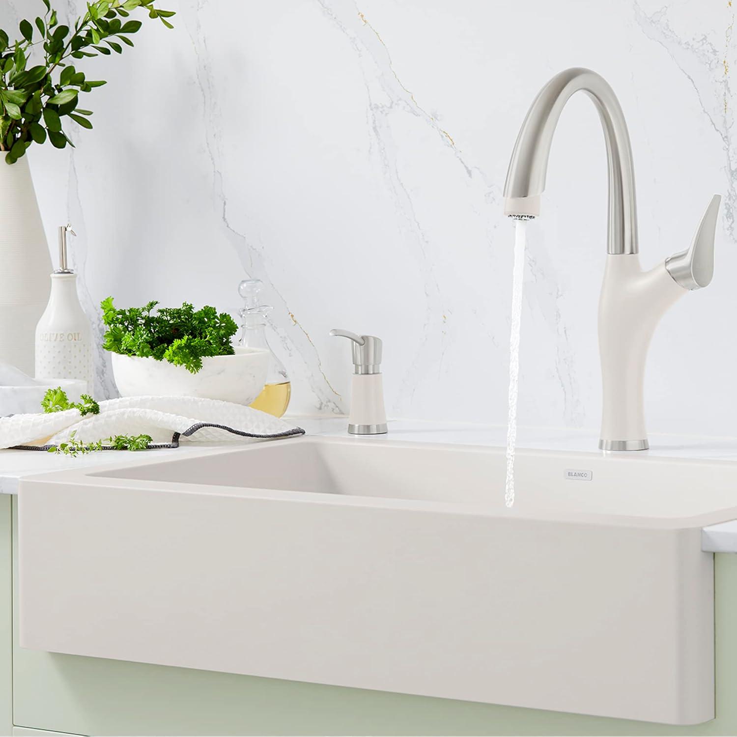Artona Pull-Down Dual-Spray Kitchen Faucet