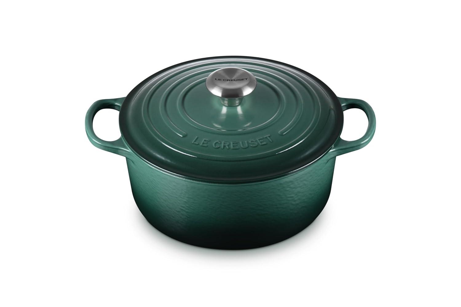 Le Creuset Signature Enameled Cast Iron Round Dutch Oven with Lid