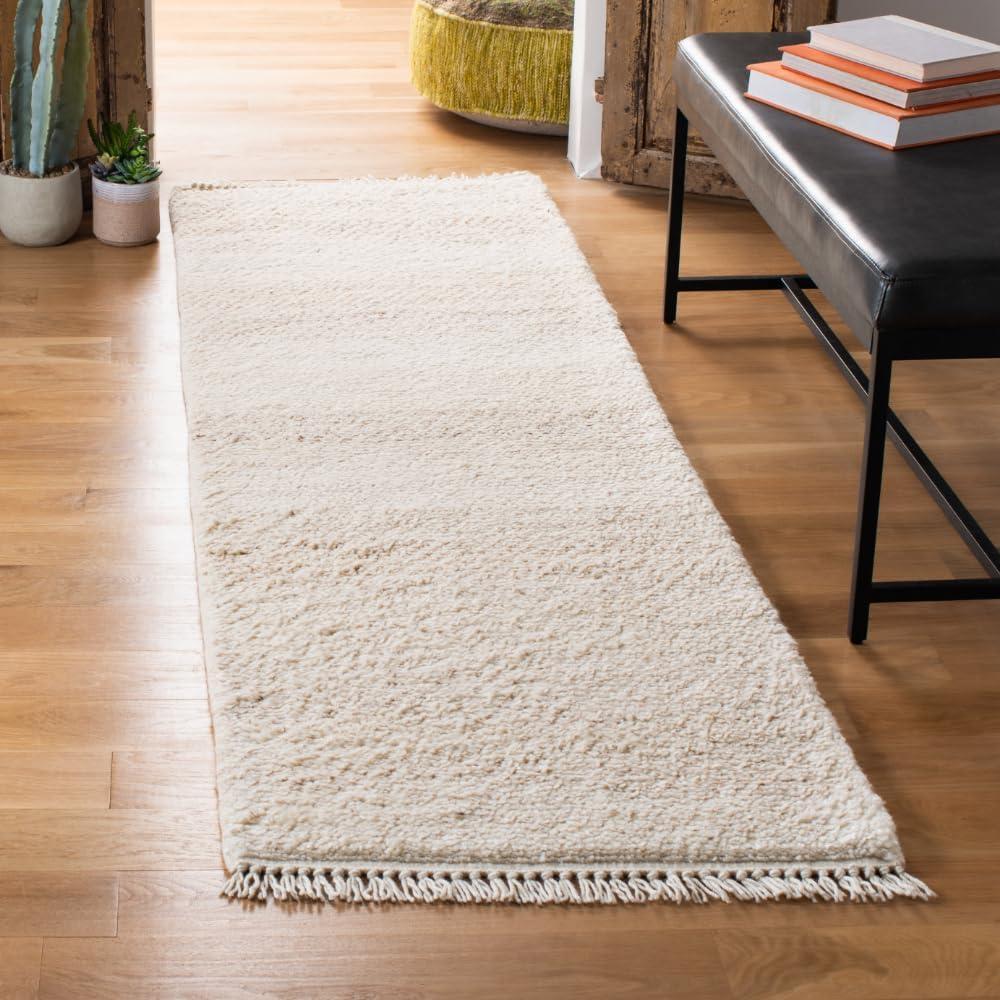 Casablanca CSB521 Hand Knotted Indoor Runner Rug - Beige - 2'3"x8' - Safavieh