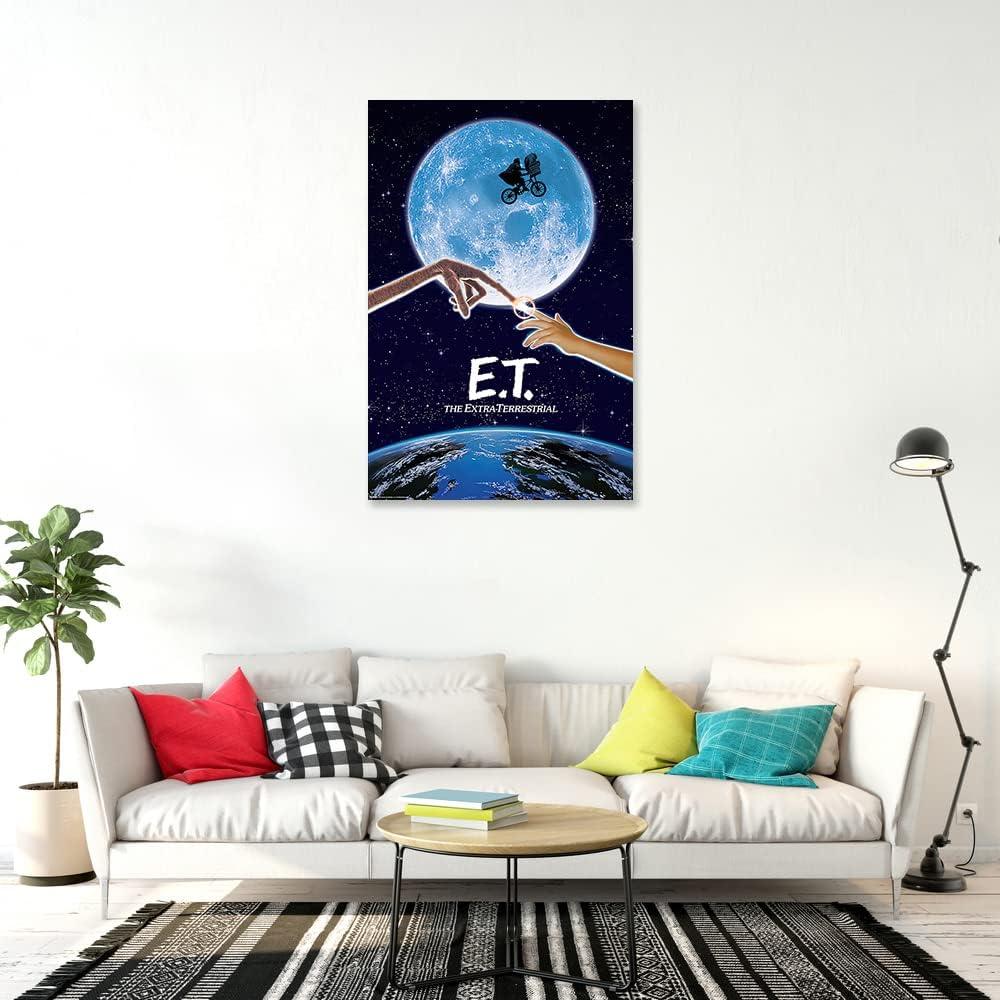 E.T. The Extra-Terrestrial Movie Poster - 24" x 36"