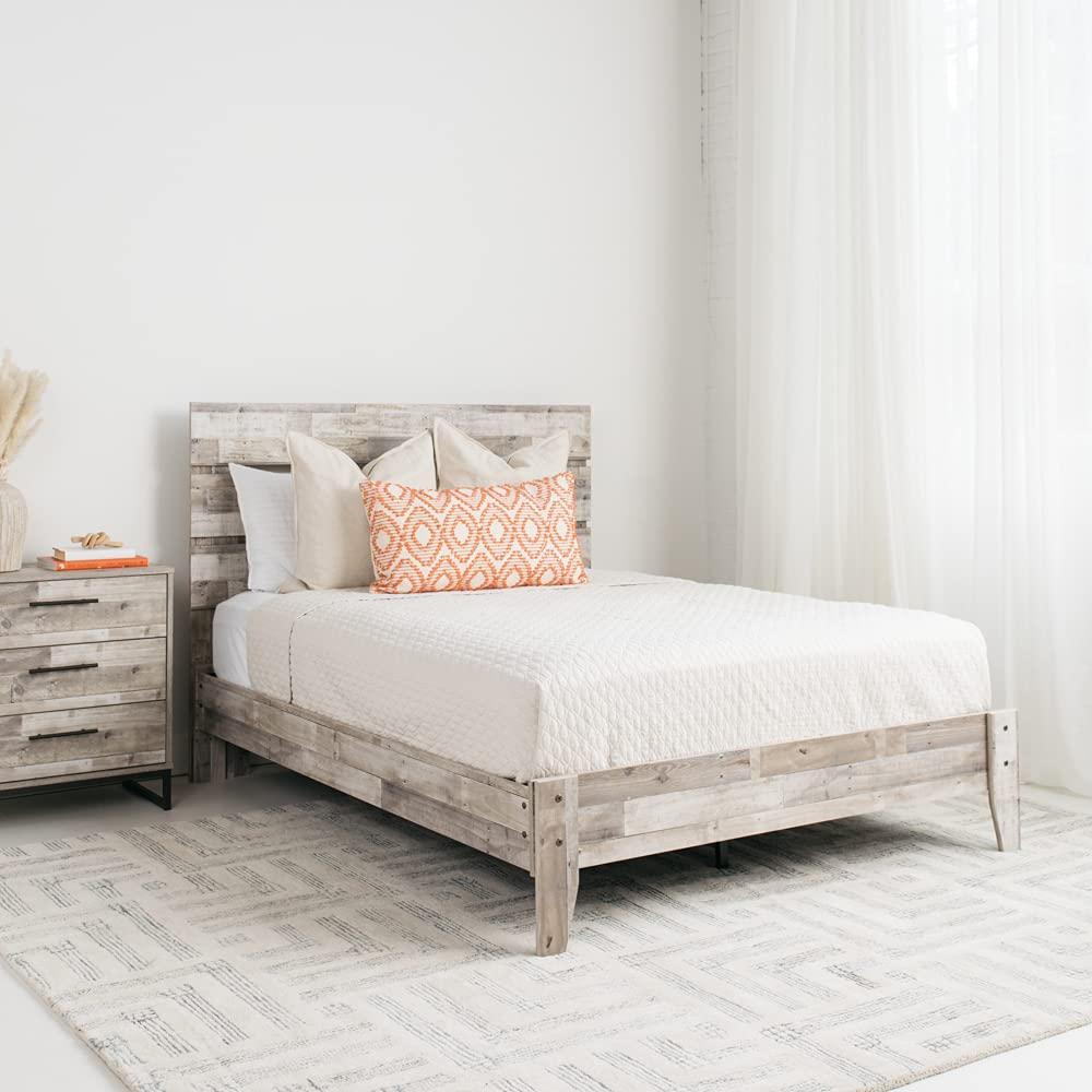 Signature Design by Ashley Queen Neillsville Platform Bed Whitewash: Beach Chic Urban Style, Pine Grain, No Box Spring Needed