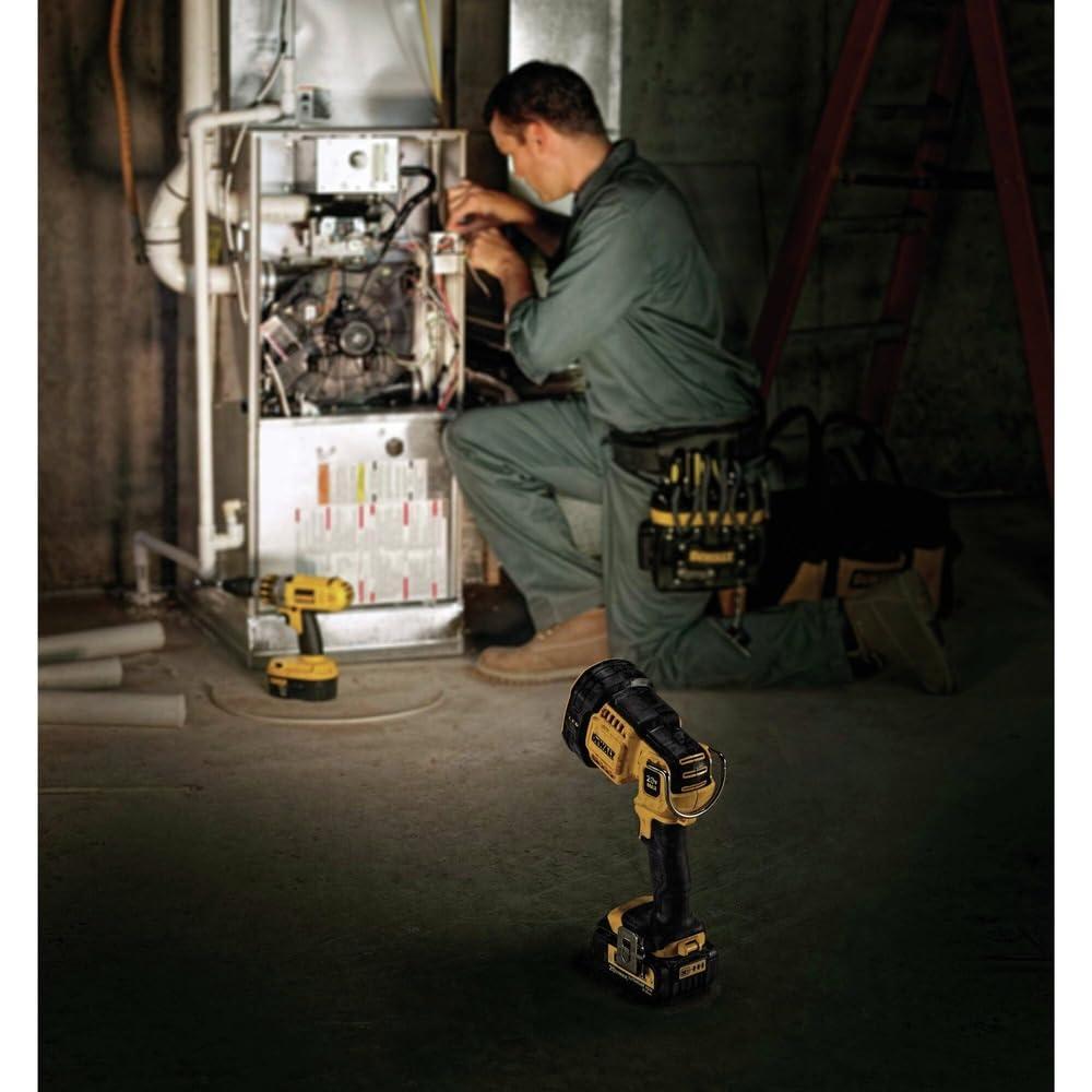DEWALT, DCL043, 20V MAX JOBSITE LED Spotlight