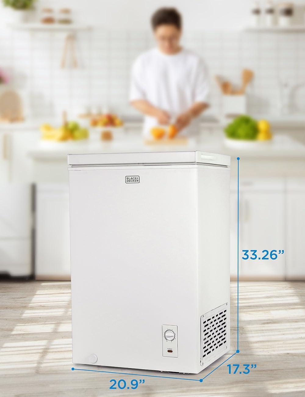 BLACK+DECKER BCFK Series BLACK+DECKER 2.7 Cu. Ft. Compact Chest Freezer, Deep Freezer Holds Up To 94.5 Lbs. of Frozen Food BCFK276