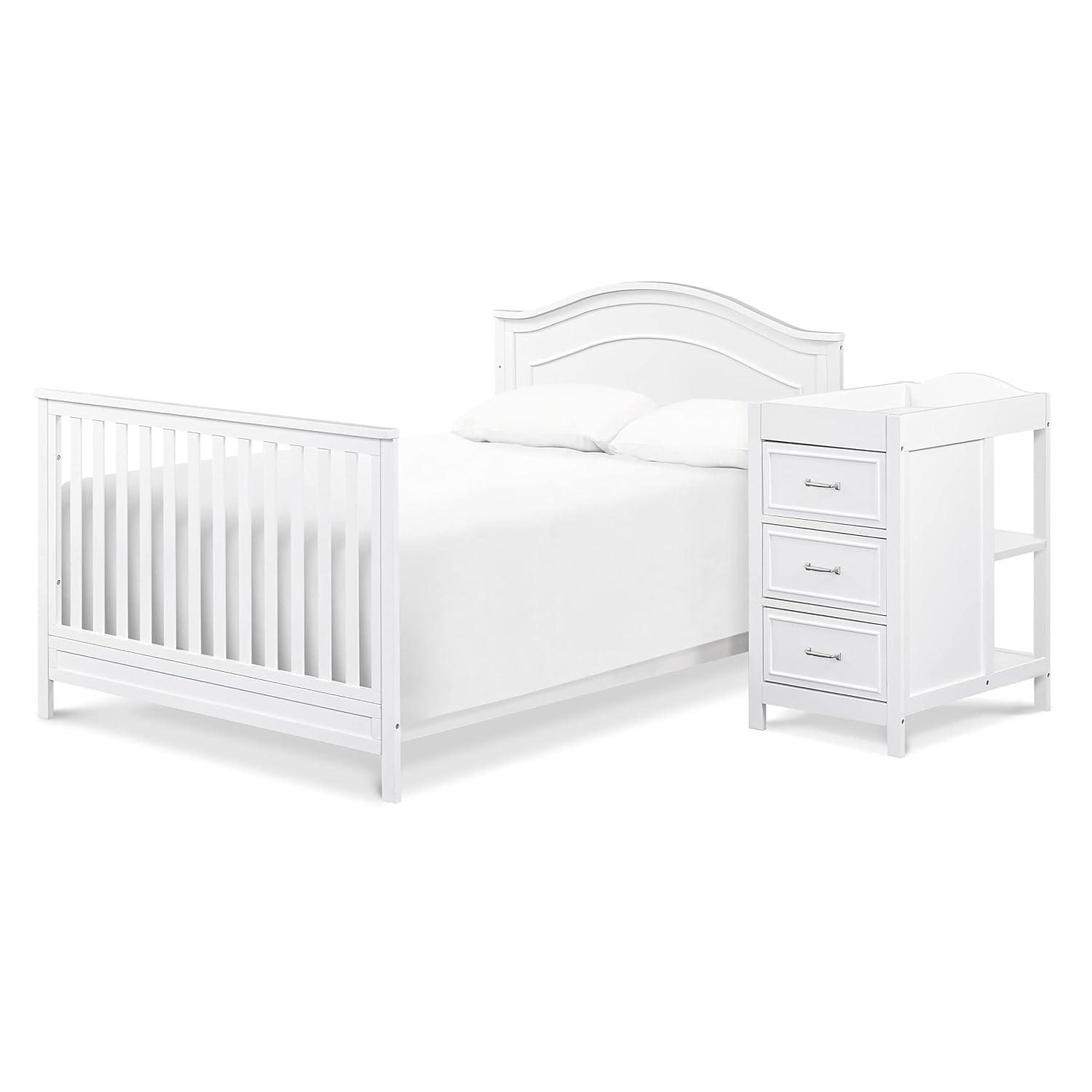 daVinci Charlie 4-in-1 Convertible Crib and Changer with Storage