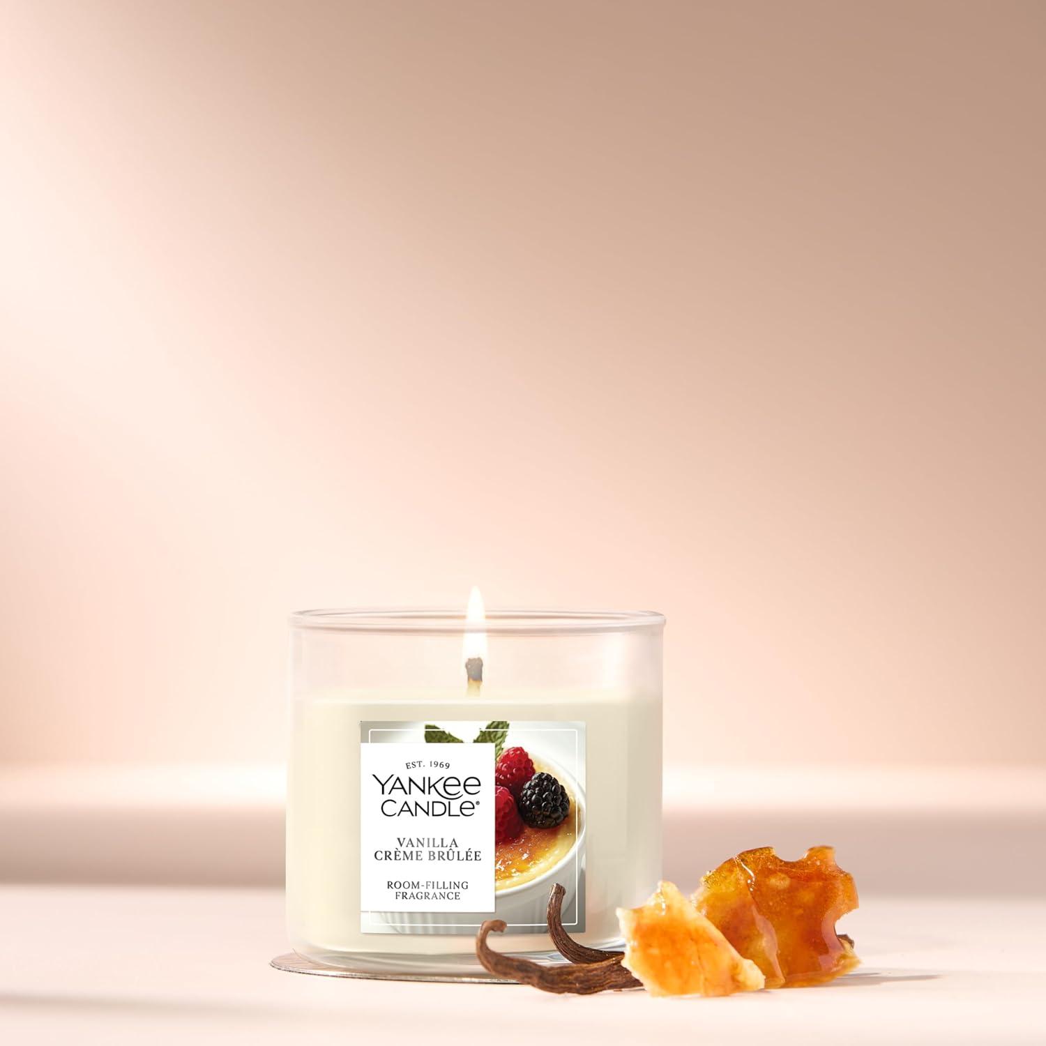 YANKEE CANDLE Signature Vanilla Crème Brulée Scented Candle