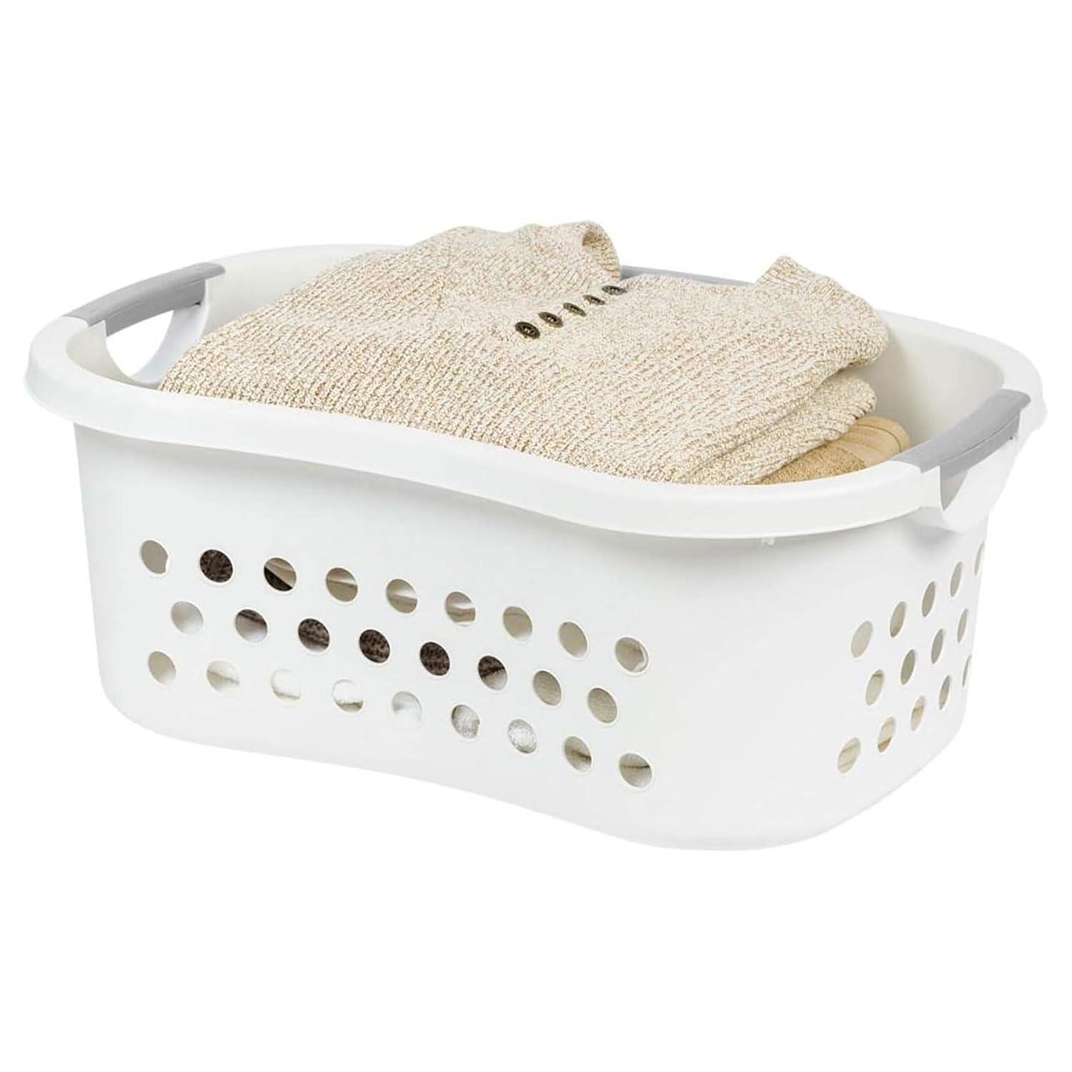 IRIS USA Laundry Basket 50L Large Plastic Hip Hold Hamper with Built-In Comfort Carry Handles, 3-Pack, 1.5 Bushel Hamper, Closet Laundry Room, White