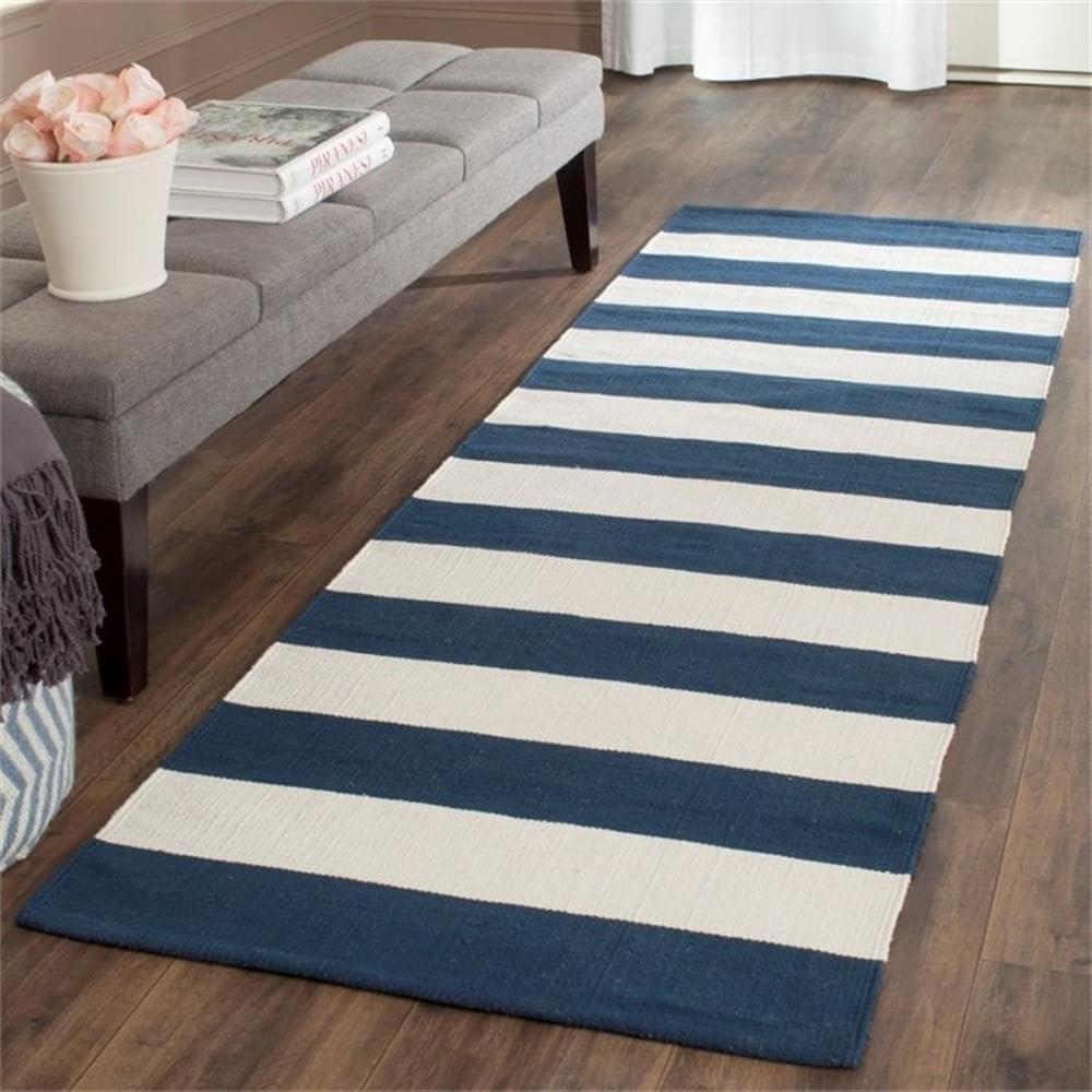 Montauk MTK712 Hand Woven Indoor Area Rug - Navy/Ivory - 6'x6' - Safavieh