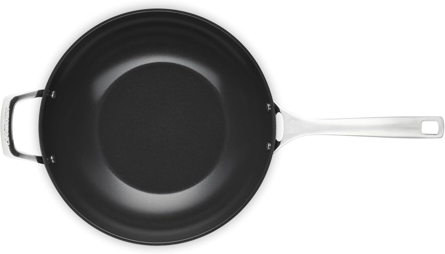 Le Creuset ® Essential Ceramic Non-Stick Stir Fry Pan