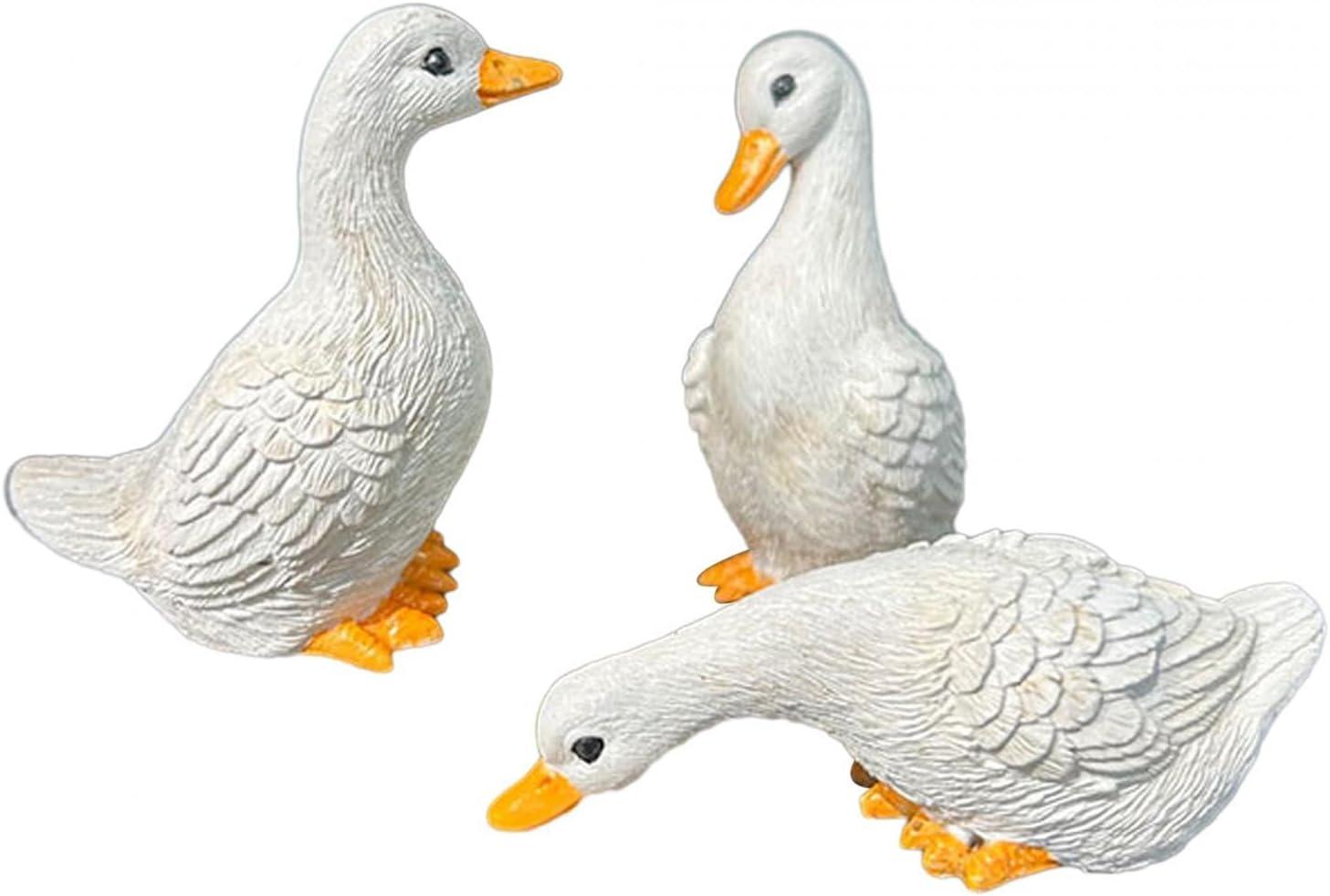 3x Resin Statues Desktop Ornaments Cute Garden Decor Duck Statues Home Decor for Farmhouse Indoors Courtyard Outside Outdoors