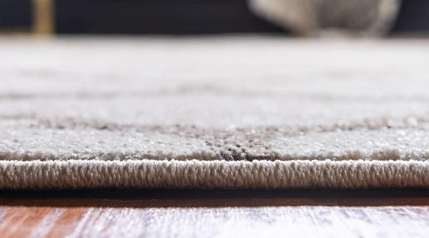 Unique Loom 4' 1 x 6' 1 Trellis Philadelphia Beige and Light Brown Area Rug