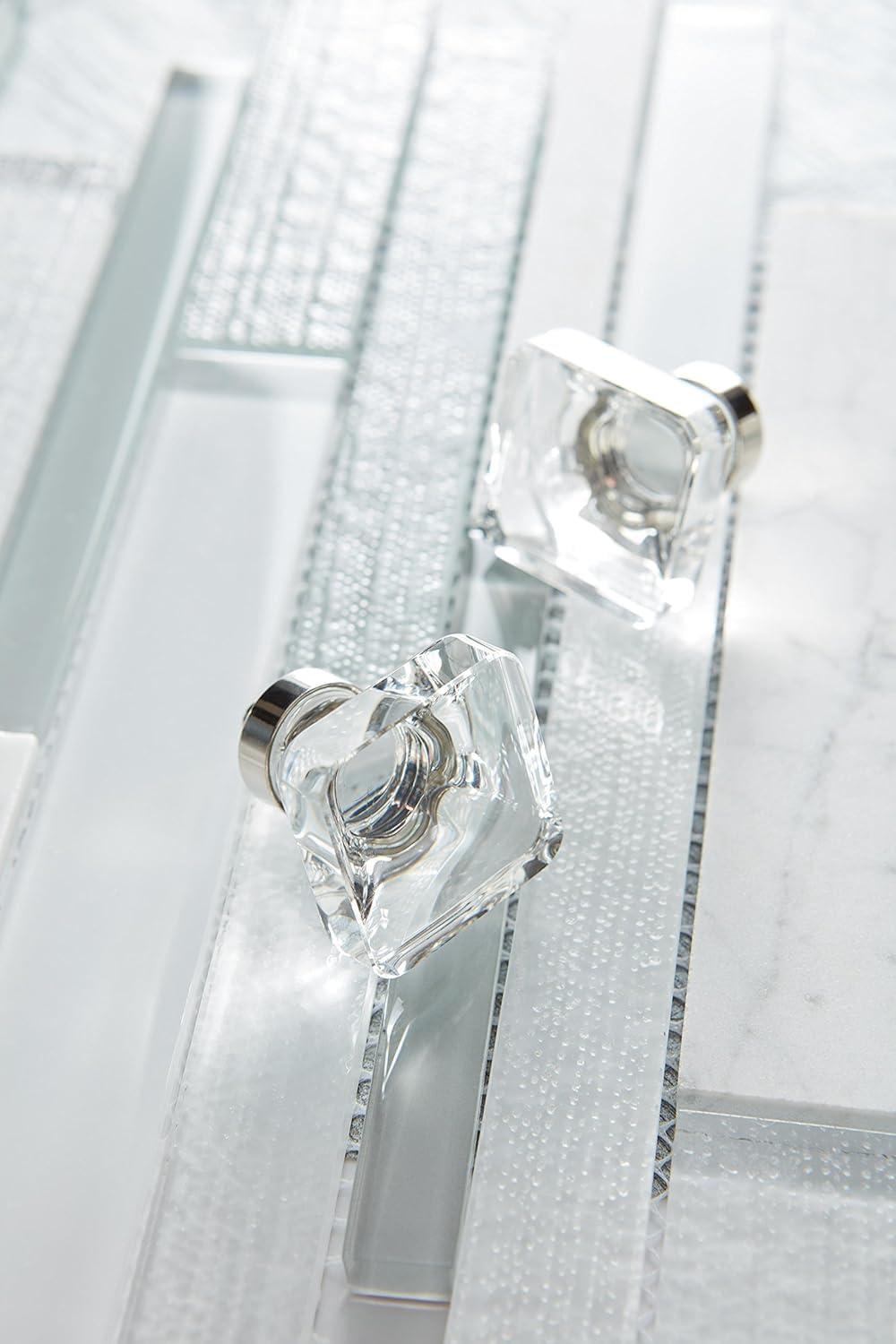 Glacio 1 3/8" Length Square Knob