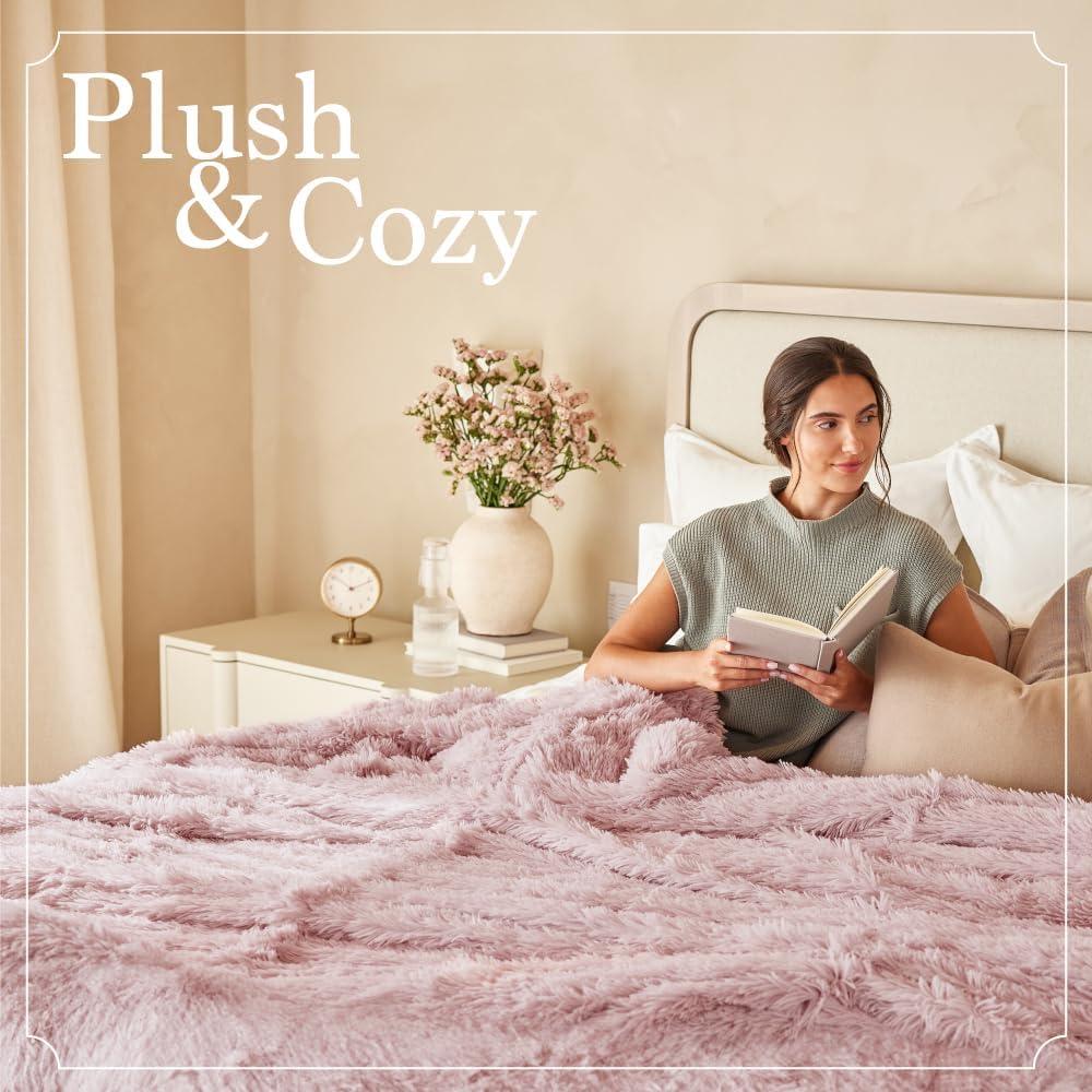 Dusty Rose Reversible Sherpa and Faux Fur Throw Blanket