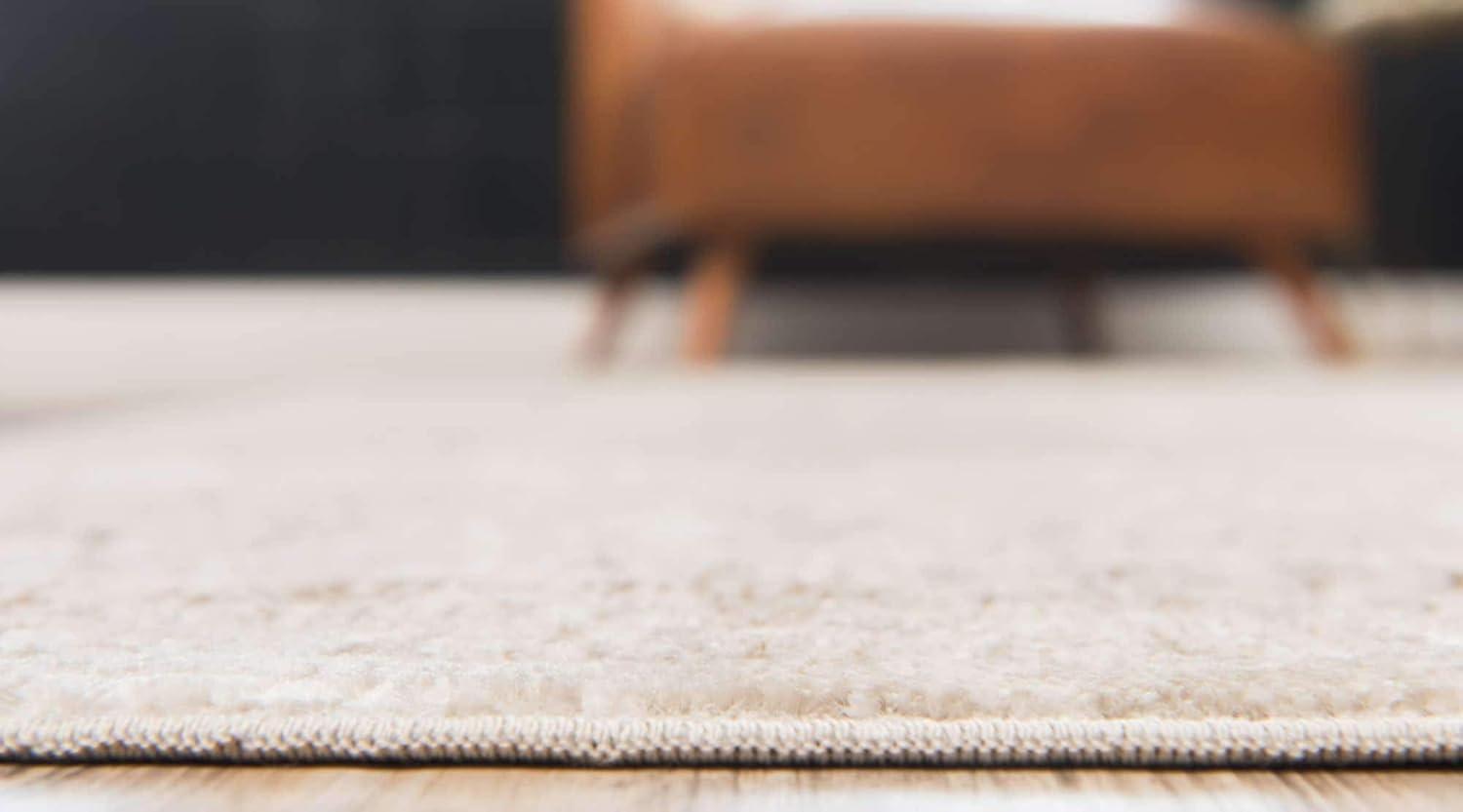 Unique Loom Chateau Collection Area Rug - Jefferson (5' 1" x 8' Rectangle Beige/Light Brown)