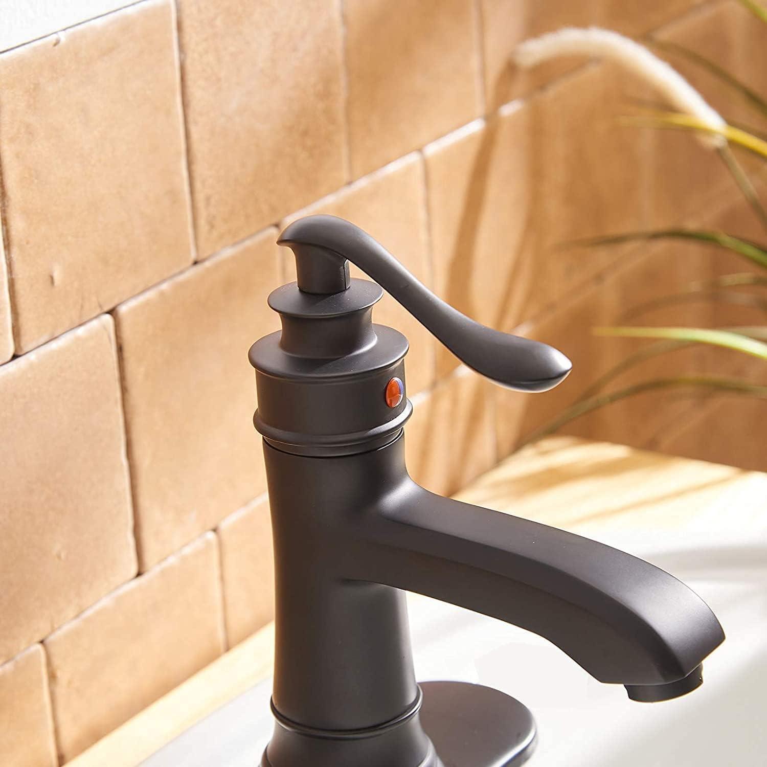 Single-Hole Single-handle Bathroom Faucet with Drain Assembly