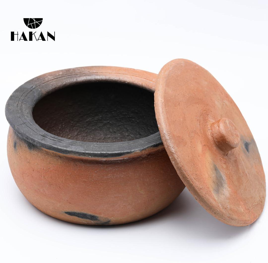 Hakan Efes Clay Pot with Lid, Unglazed Terracotta, Small