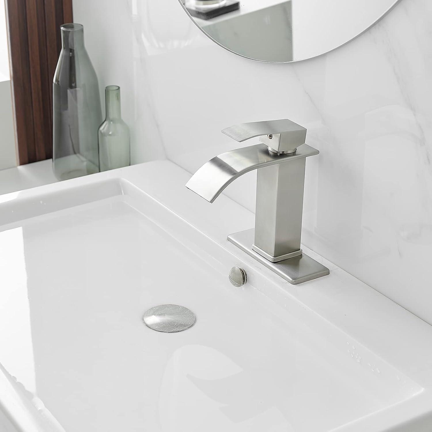 Single-Hole Single-handle Bathroom Faucet