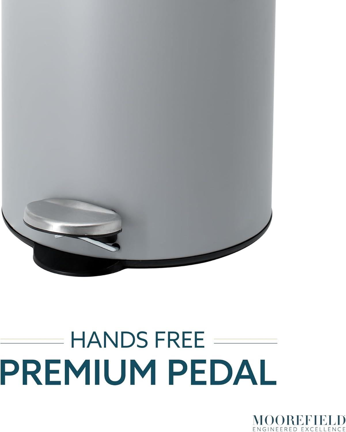 Round slow-close bathroom wastebin with premium pedal and lid (5L)