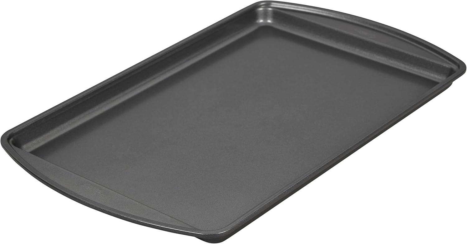 Wilton Nonstick Steel 6-Piece Bakeware Set