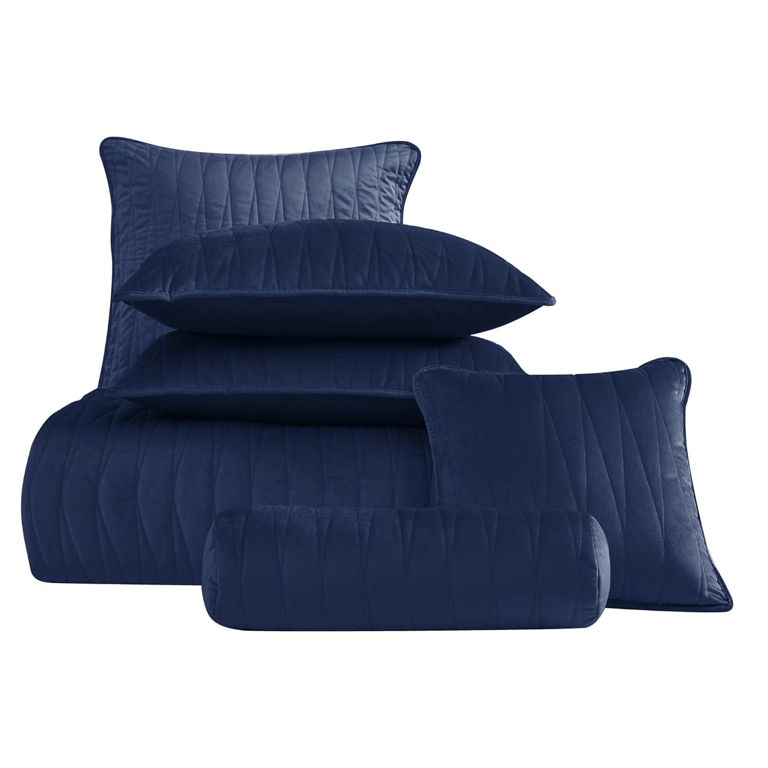 Brielle Premium Modern & Contemporary Velvet Quilt Set