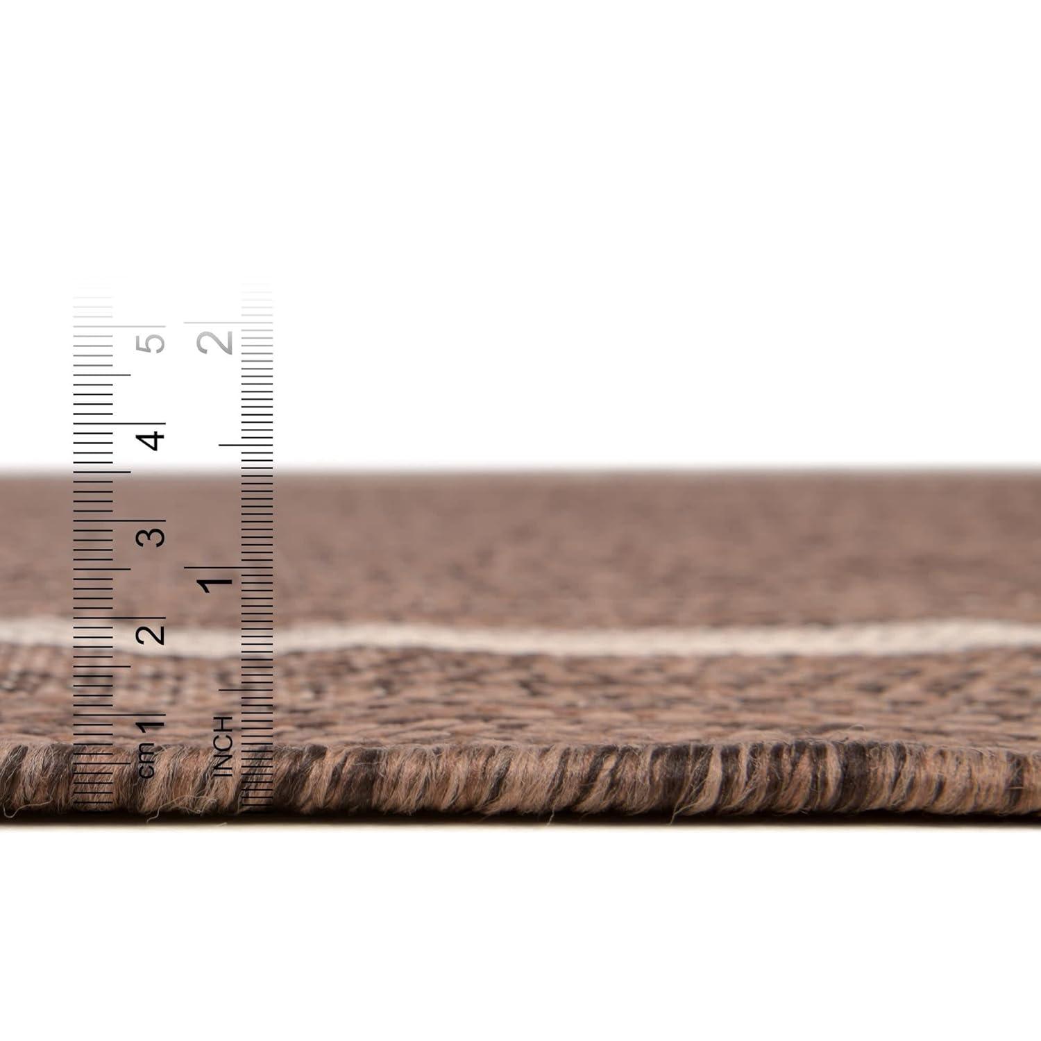 Unique Loom 5' 3 x 8' 0 Rectangle Indoor/Outdoor Border Brown Area Rug