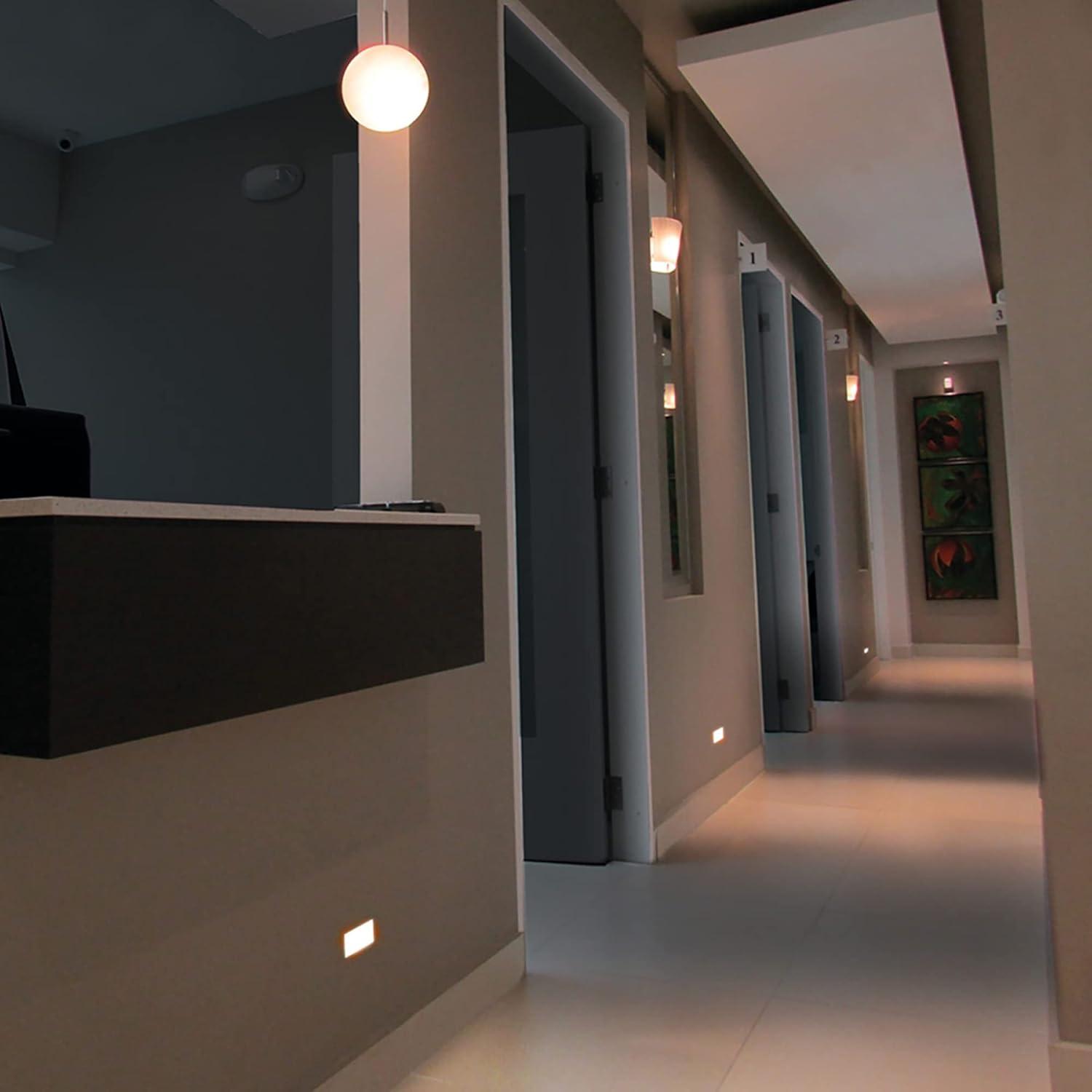 LEDme® White Metal Deck Light