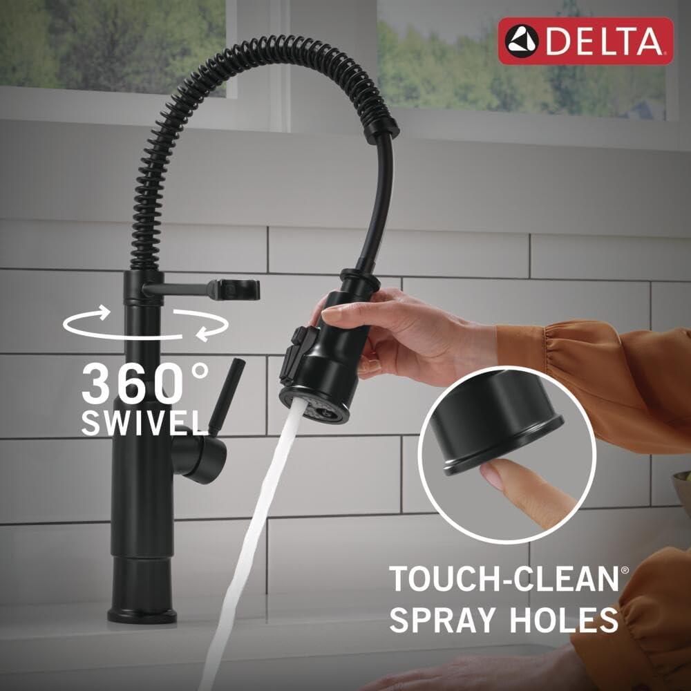 Matte Black Single Handle Pull-Down Spring Kitchen Faucet