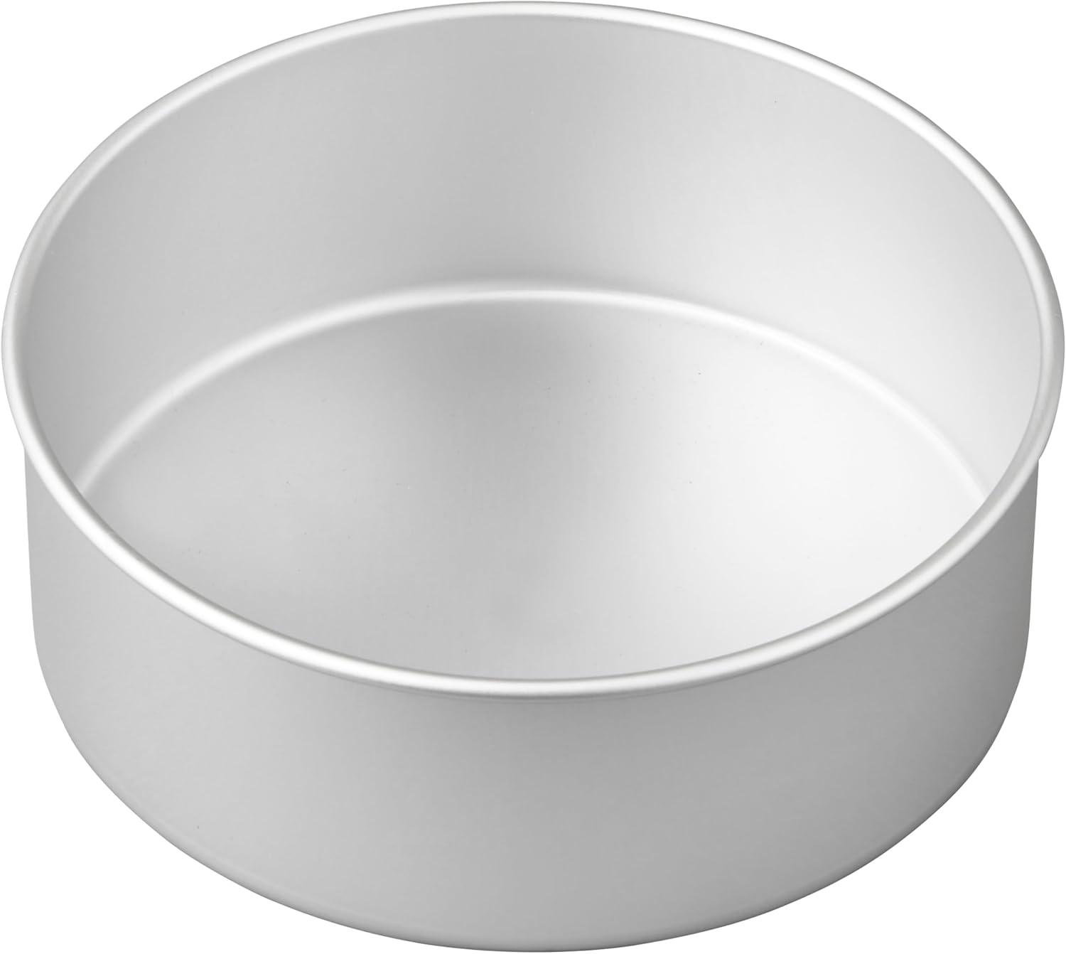 Wilton Decorator Preferred 8 x 3-inch Round Aluminum Cake Pan