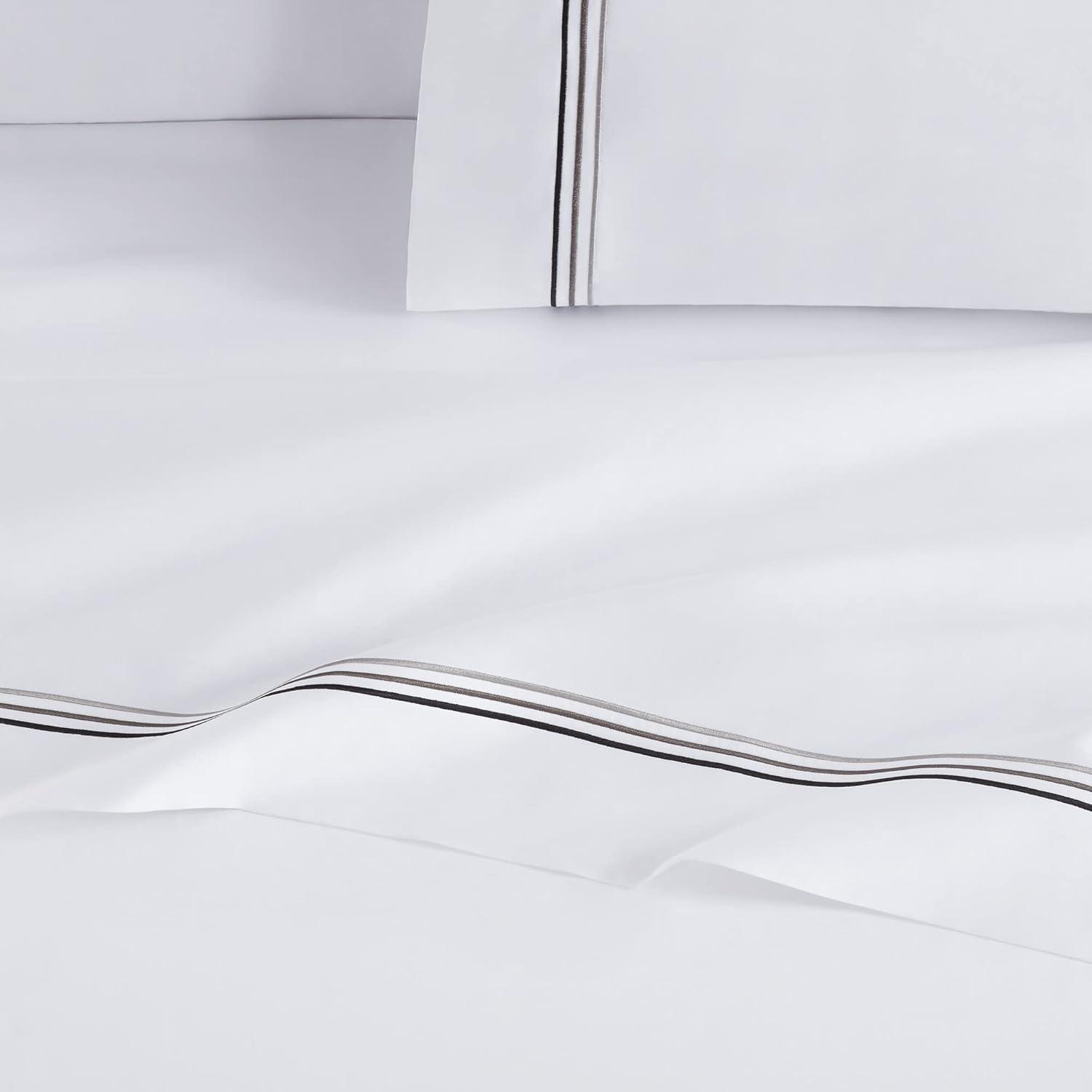 Aston & Arden 600 Thread Count Cotton Sateen Sheet Set Sateen Standard Sheet Set