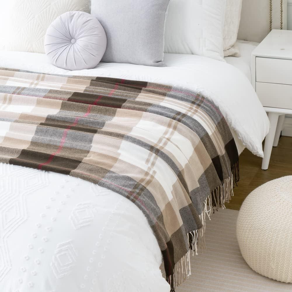 Battilo Classic Plaid Throw Blanket for Couch,Black&Beige,Buffalo Check Pattern Blanket for Picnic,50"x60"