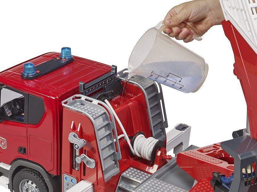 Bruder SCANIA Super 560R Fire engine with water pump and L&S module