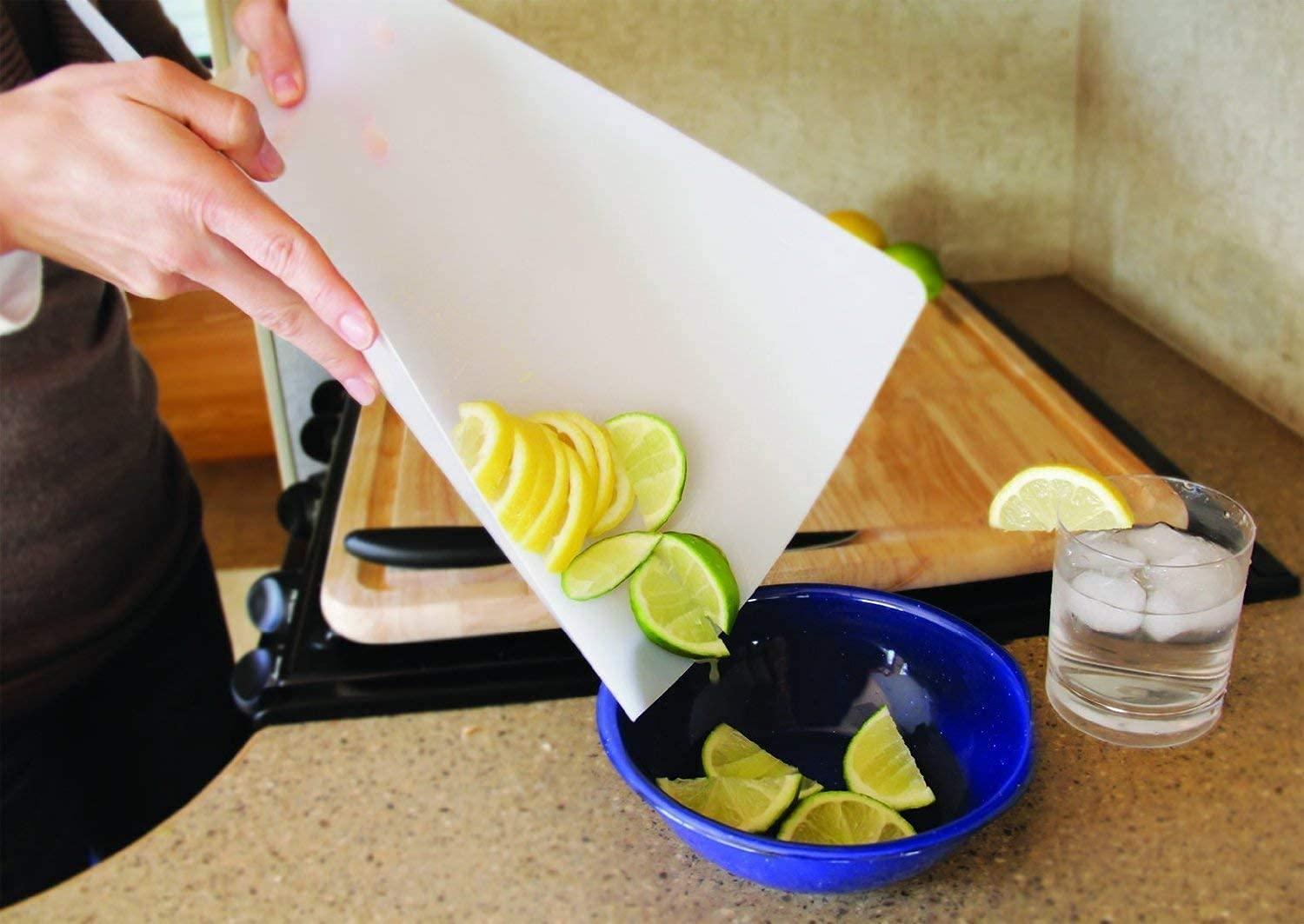 (4 Pack) Thin Clear Flexible Cutting Board Chopping Mat - 12" x 15"