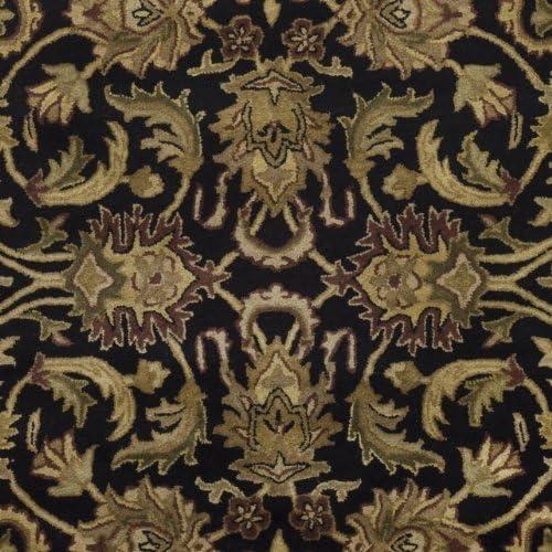 SAFAVIEH Classic Holly Floral Bordered Wool Area Rug, Black/Gold, 7'6" x 9'6" Oval