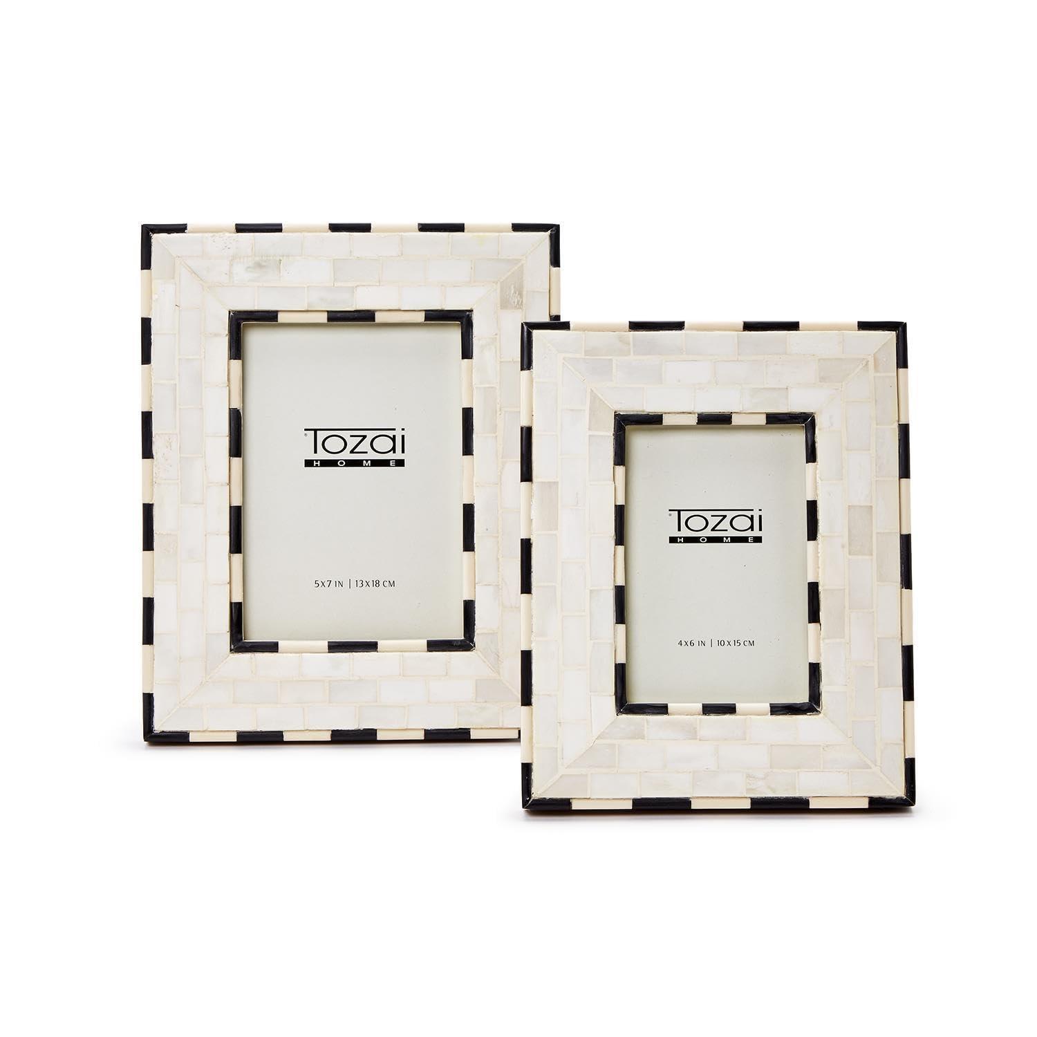 Black and White Bone Brick Pattern Photo Frames Set