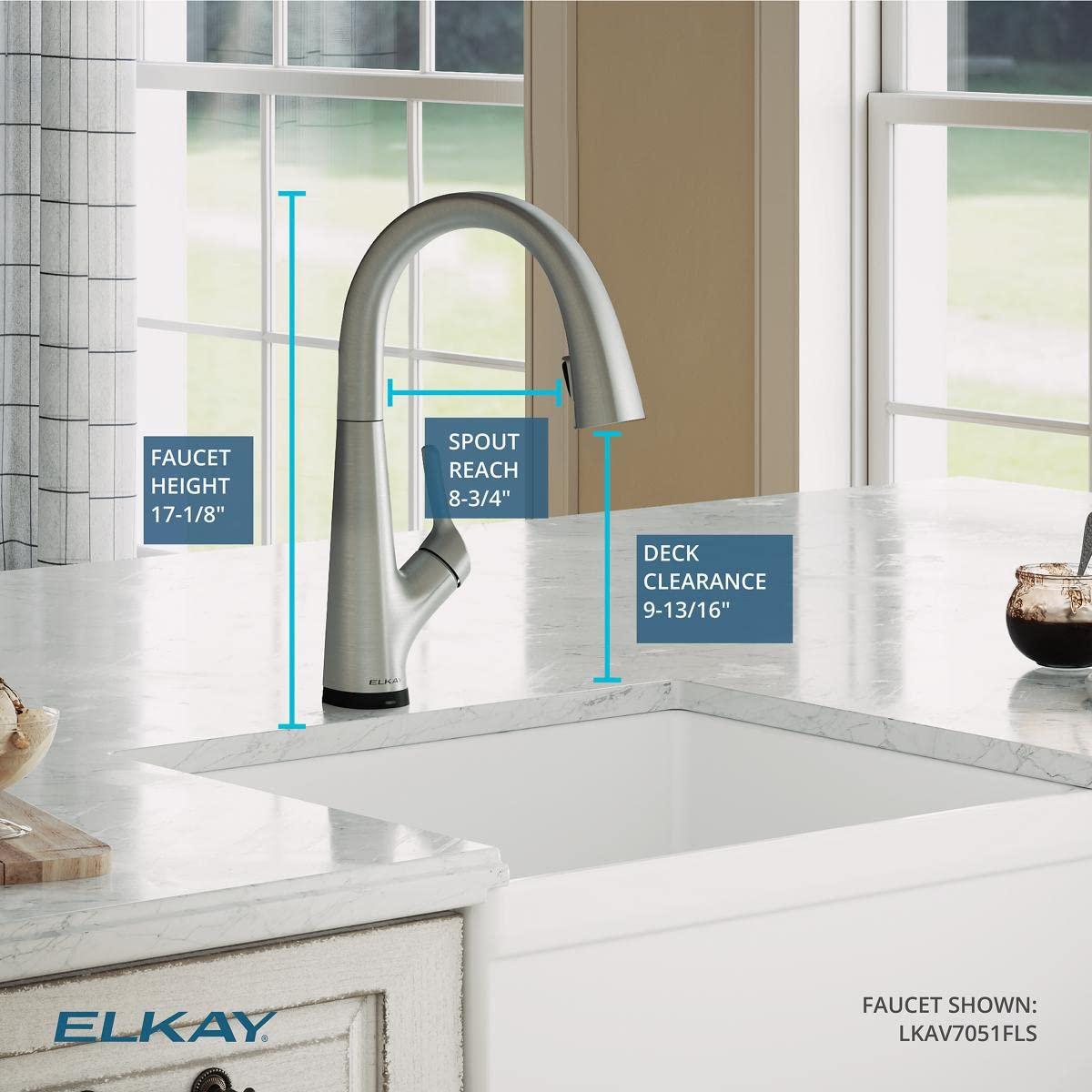 Avado Pull Down Single Handle Kitchen Faucet