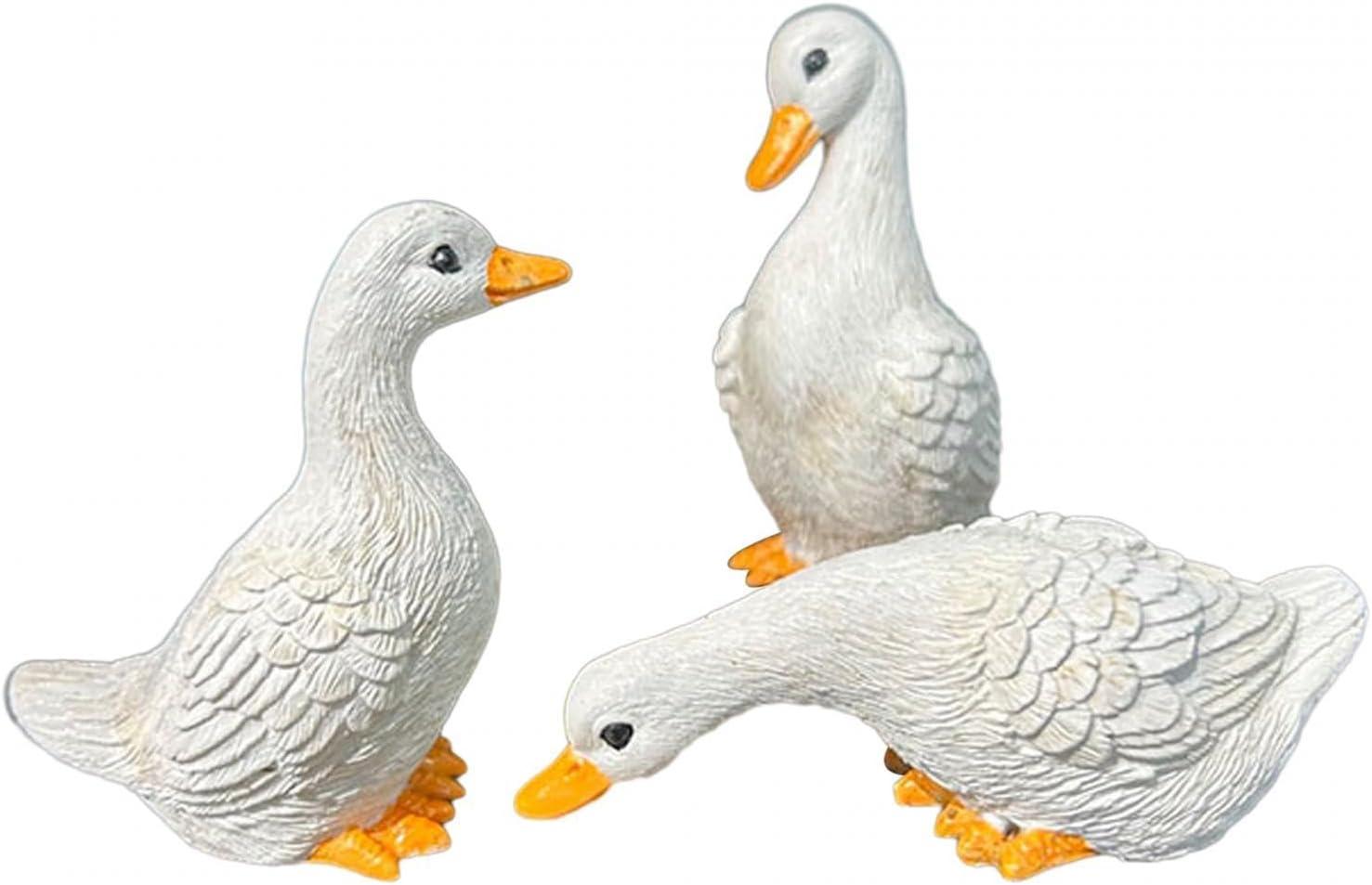 3x Resin Statues Desktop Ornaments Cute Garden Decor Duck Statues Home Decor for Farmhouse Indoors Courtyard Outside Outdoors