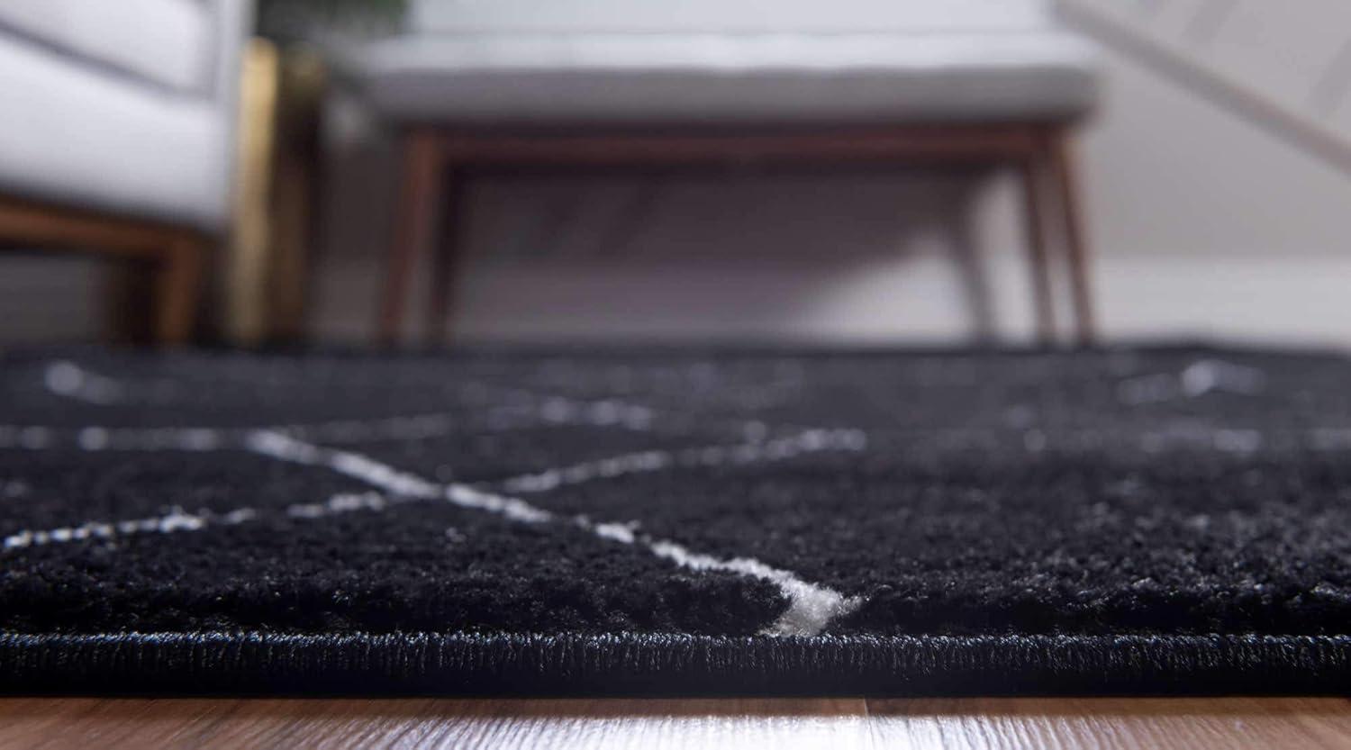 Unique Loom 7' 0 x 10' 0 Trellis Frieze Geometric Black Area Rug