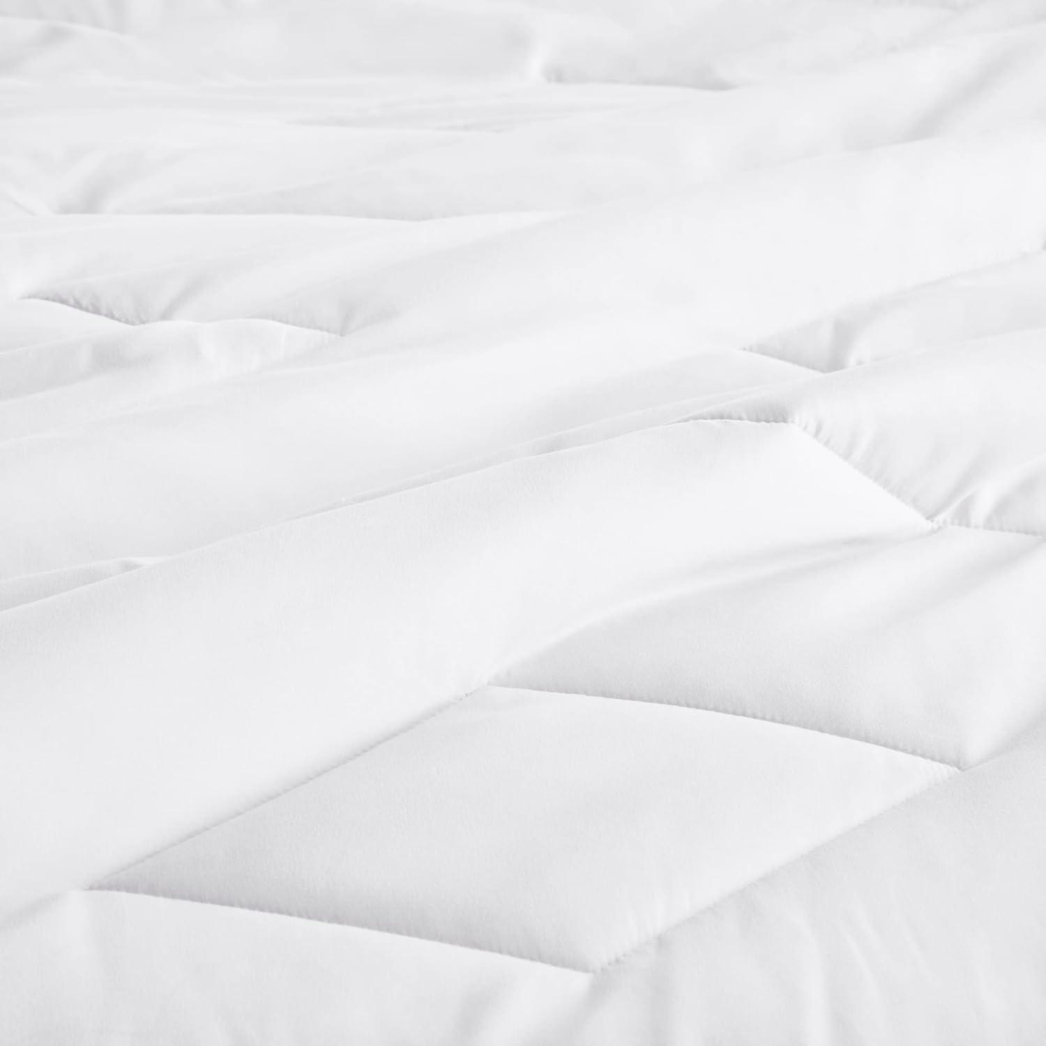 White Full Reversible Down Alternative Microfiber Comforter
