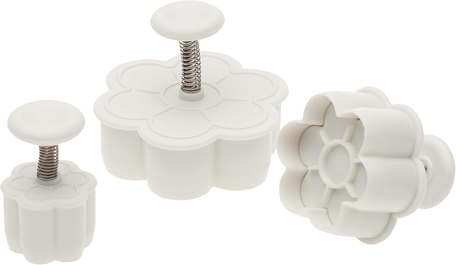 Ateco 1957 Daisy Plunger Cutters, Set of 3 Sizes, for Cutting Decorations & Direct Embossing, Spring-loaded Handle, Food Safe Plastic