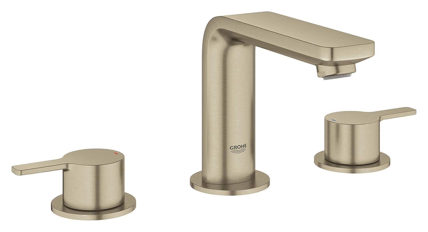 Lineare™ Widespread Bathroom Faucet with Drain Assembly