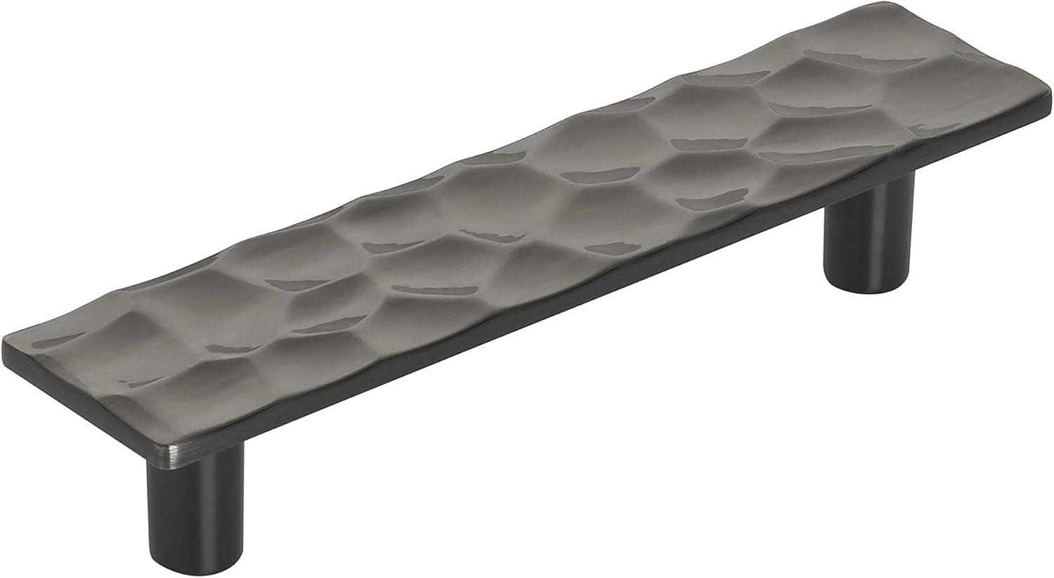 Kamari 3 3/4" Center to Center Bar Pull