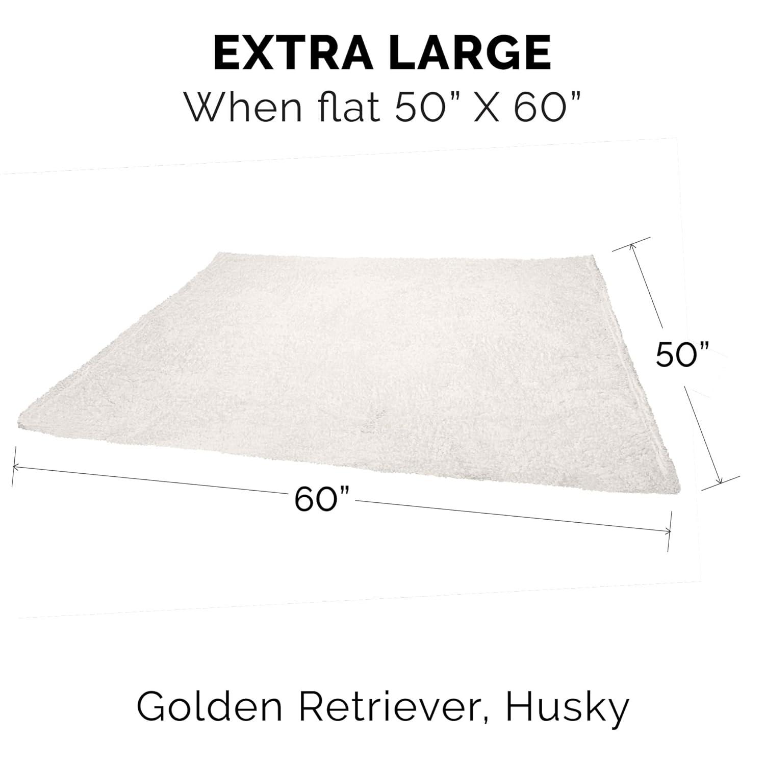 FurHaven Snuggly & Warm Soft-Edge Warming Waterproof Blanket