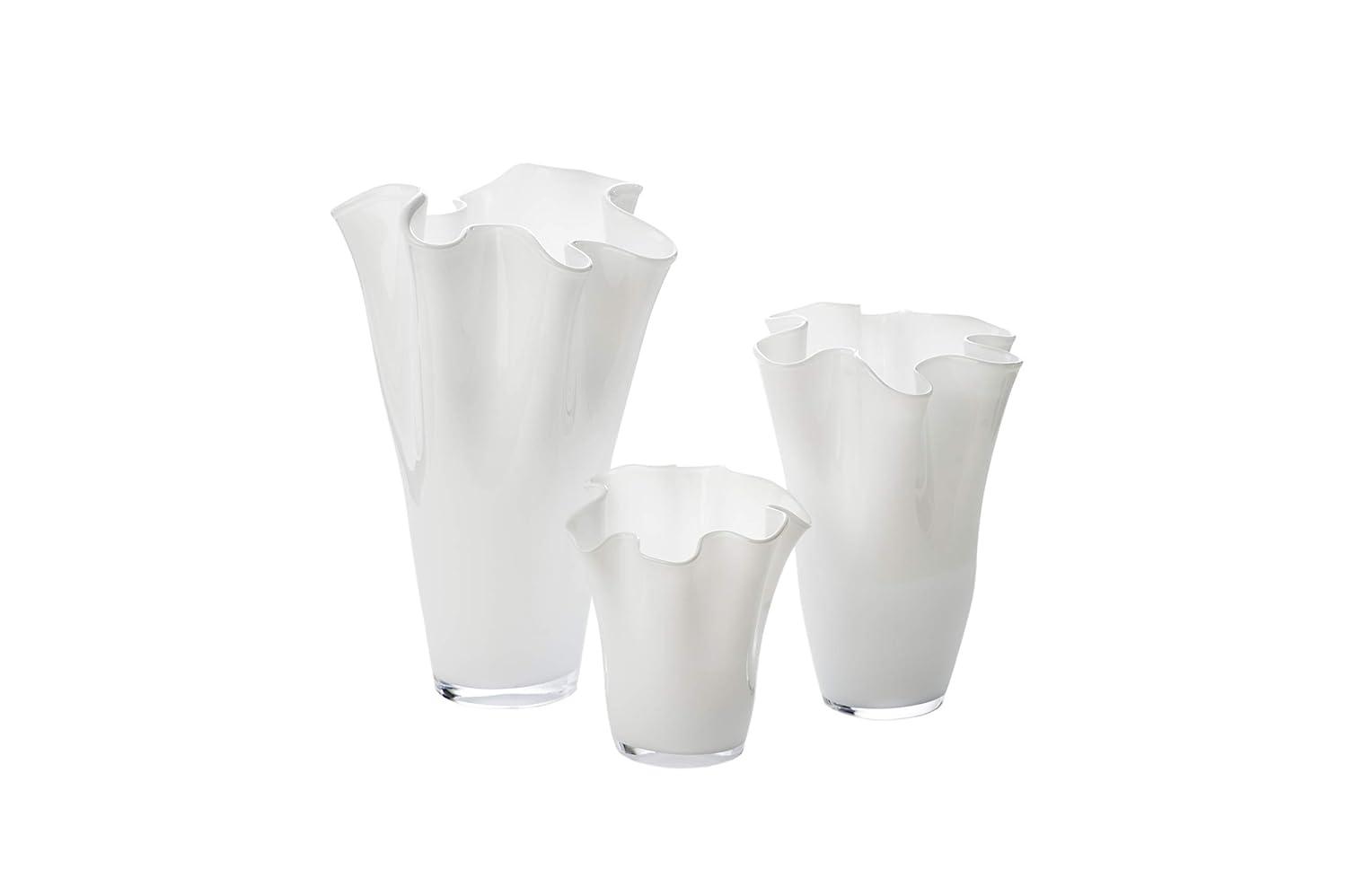 Ruffle Glass Table Vase