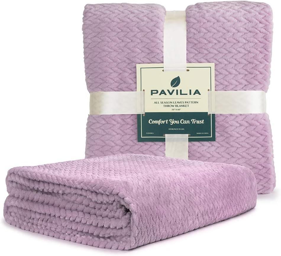 PAVILIA Lightweight Fleece Throw Blanket for Couch, Soft Warm Flannel Blankets for Bed