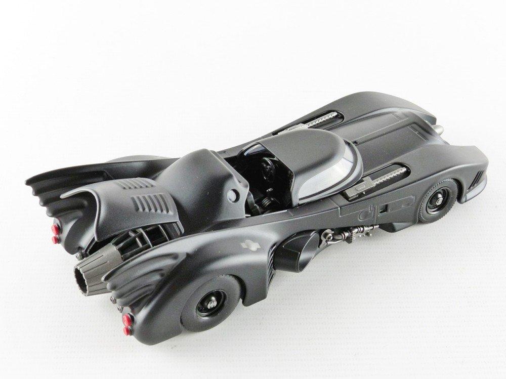 Jada Toys JAD98260 Batmobile with Diecast Batman Figure