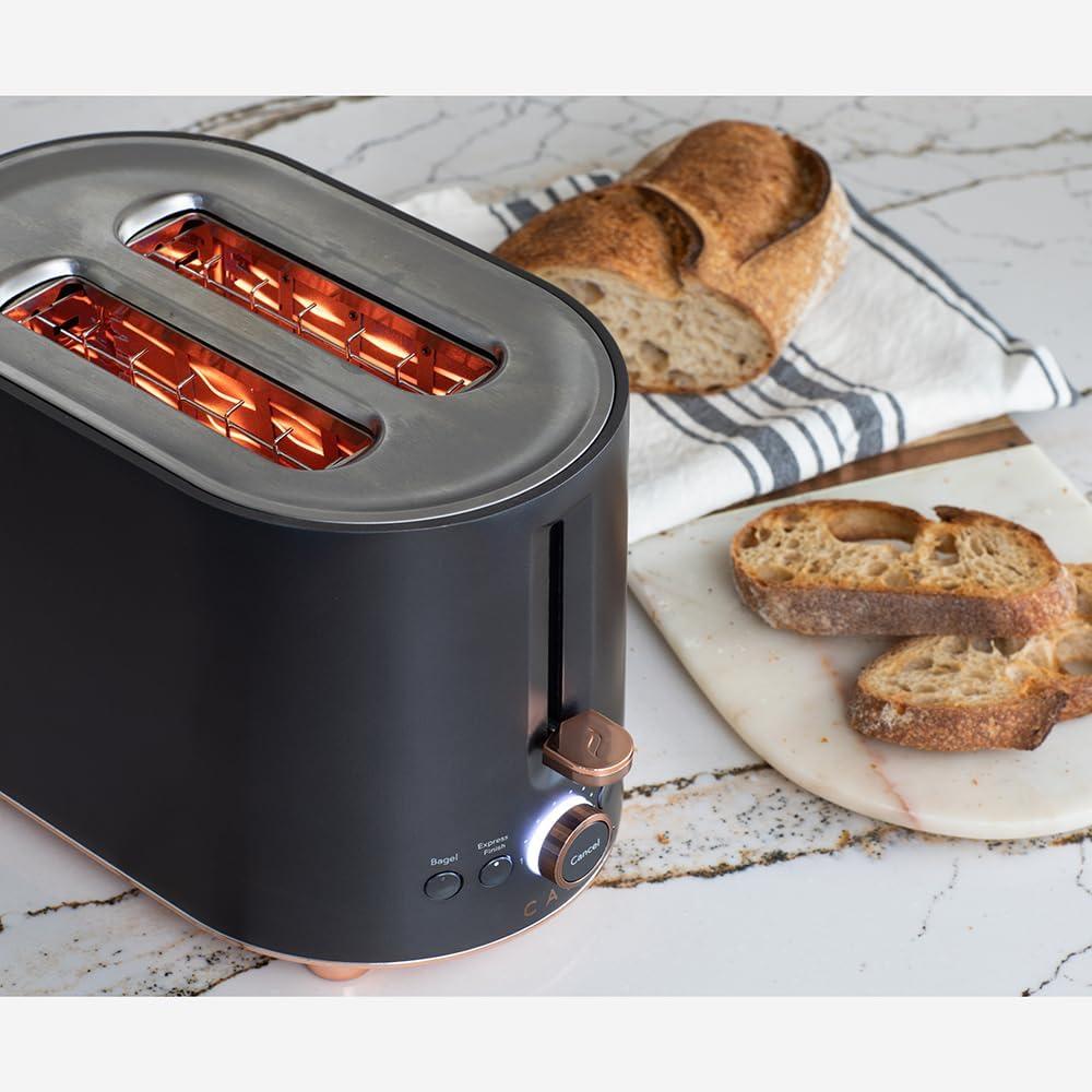 Café ™ Express Finish Matte Black 2-Slice Toaster