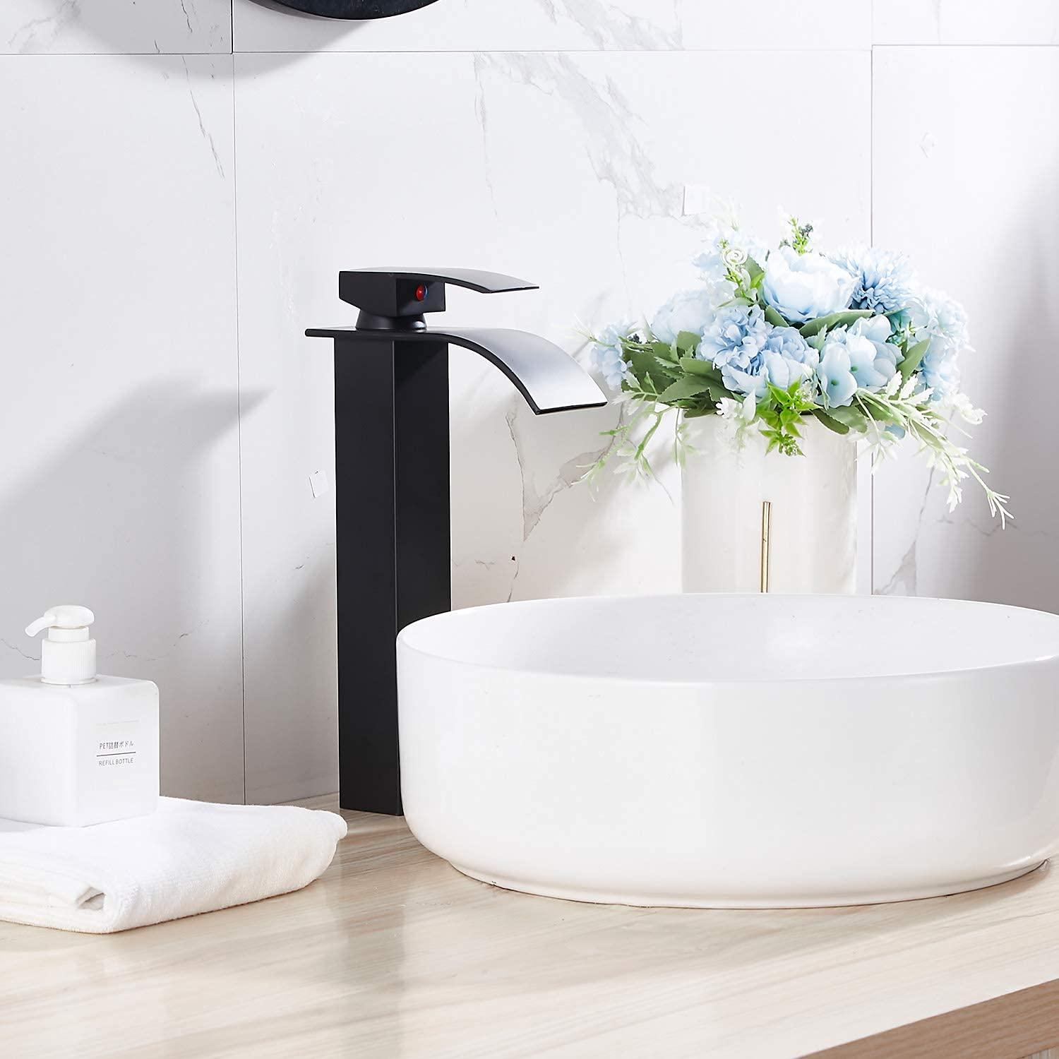 Waterfall Bathroom Faucet Single Handle，Bathroom Sink Faucet 1 Hole，Waterfall Faucet for Bathroom Sink，Vessel Sink Faucet Matte Black Tall Bathroom Faucet