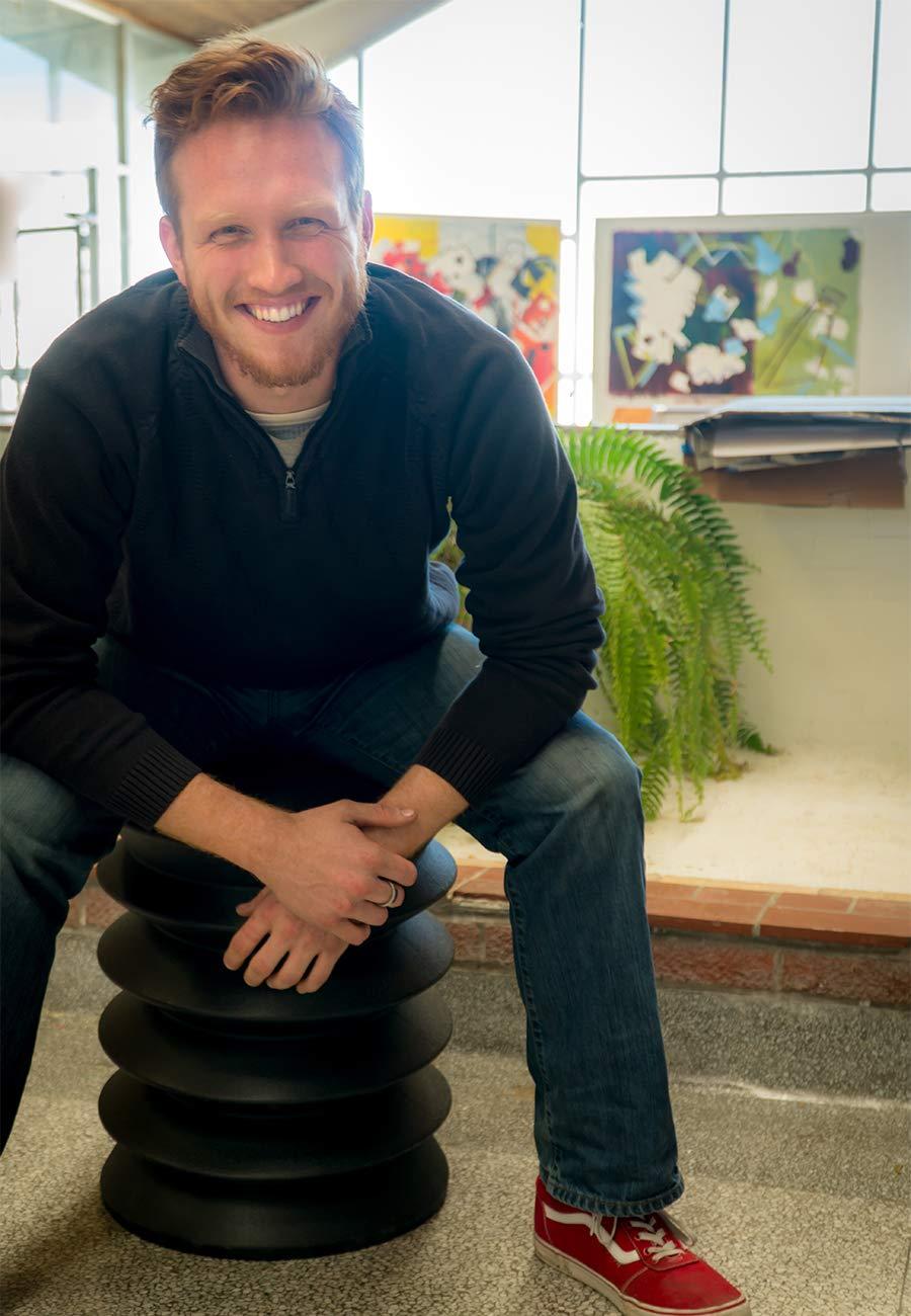 Black Ergonomic Drum Base Swivel Active Sitting Stool